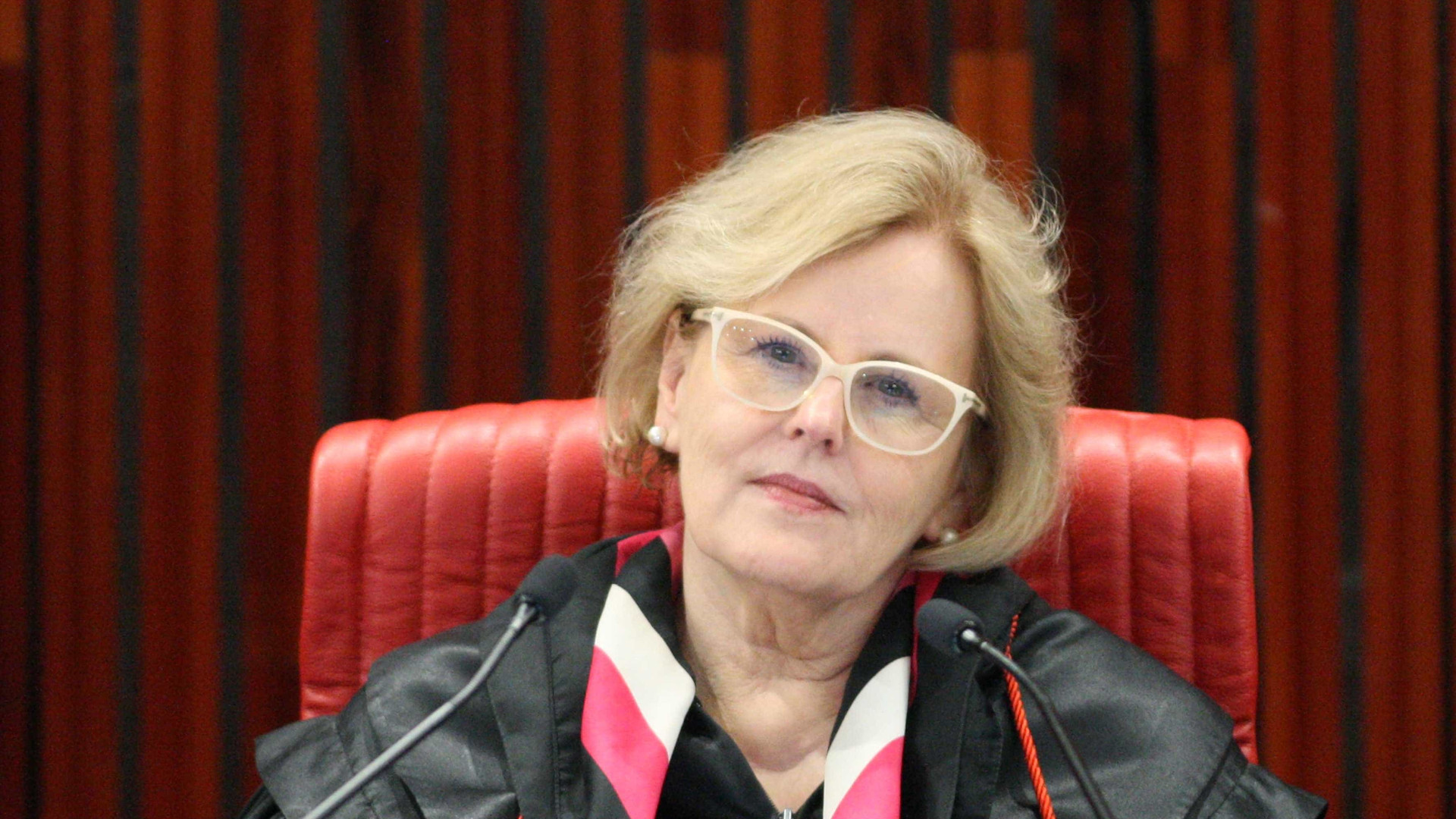 Rosa Weber libera emendas do relator e amplia prazo para Congresso prestar contas