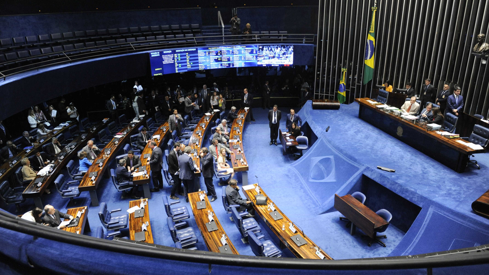 Marco Aurélio determina votação aberta para presidente do Senado