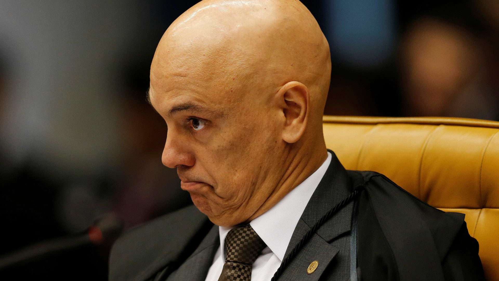 Casal envolvido em ataques a Alexandre de Moraes presta depoimento à PF nesta terça-feira