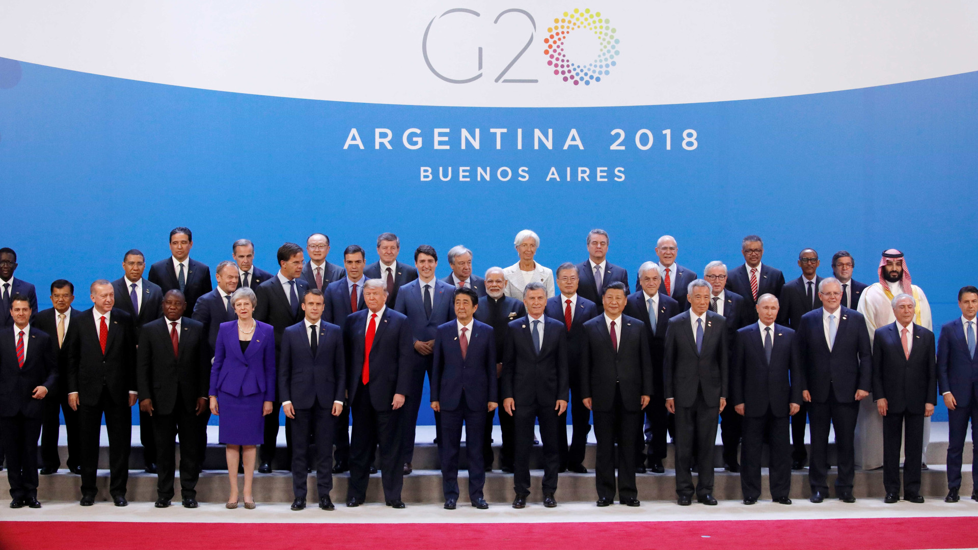Líderes dos países da cúpula do G20 posam para foto oficial