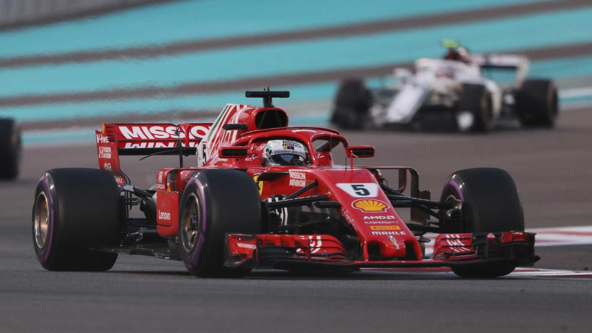 Ferrari promove mudança diretiva para acabar com jejum de 11 anos