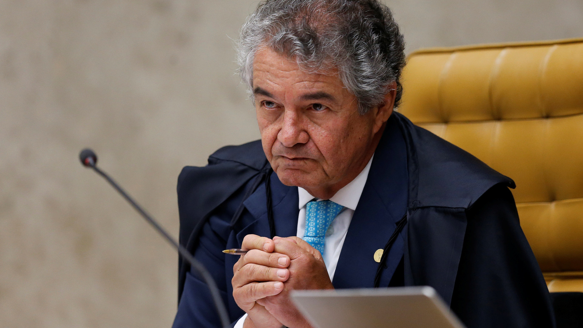 PGR diz a Marco Aurélio ser 'incoerente' autorizar viagem a ex-policial condenado