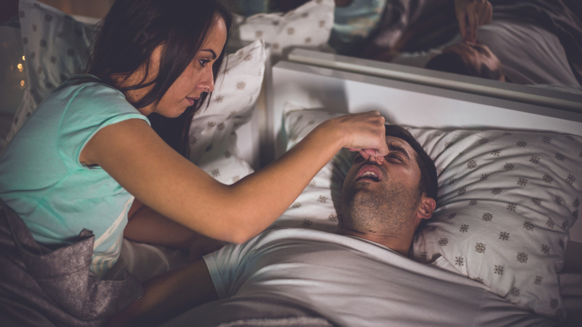 Dormir com alguém que ronca pode sujeitá-lo a poluição sonora grave