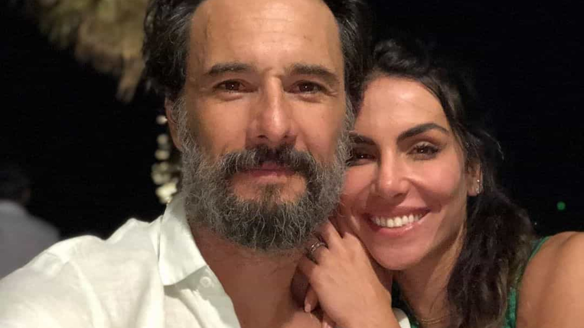 Rodrigo Santoro marca aniversário da mulher com declaração de amor