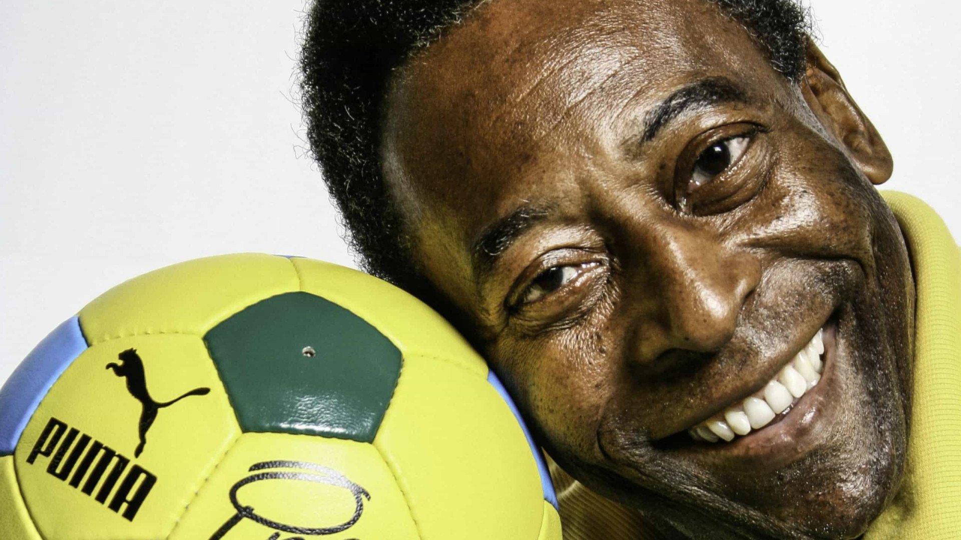 De Pelé a Neymar, jogadores celebridades são alvos de estudos na academia