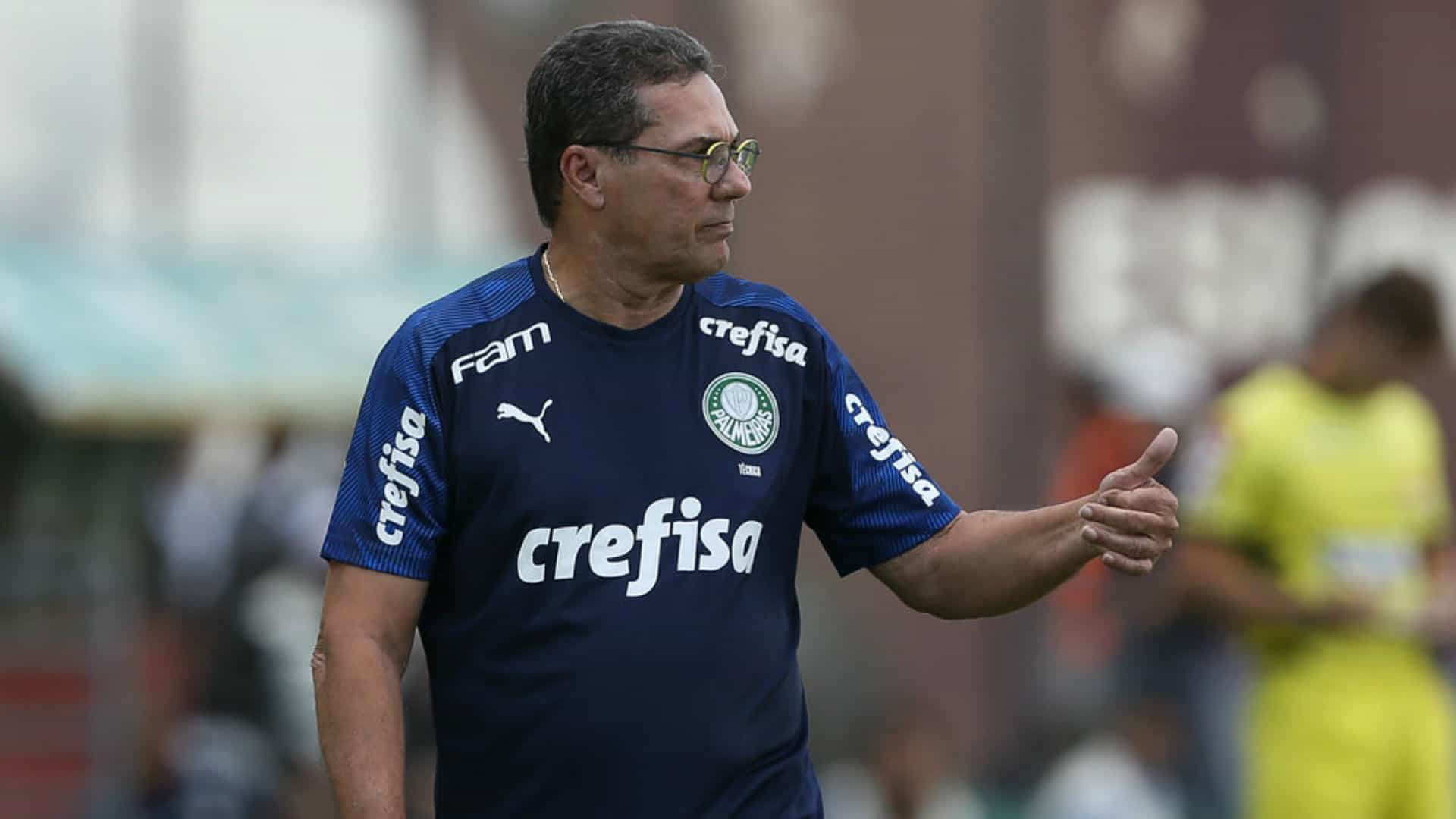 Marcos Rocha treina, mas desfalca o Palmeiras na Libertadores