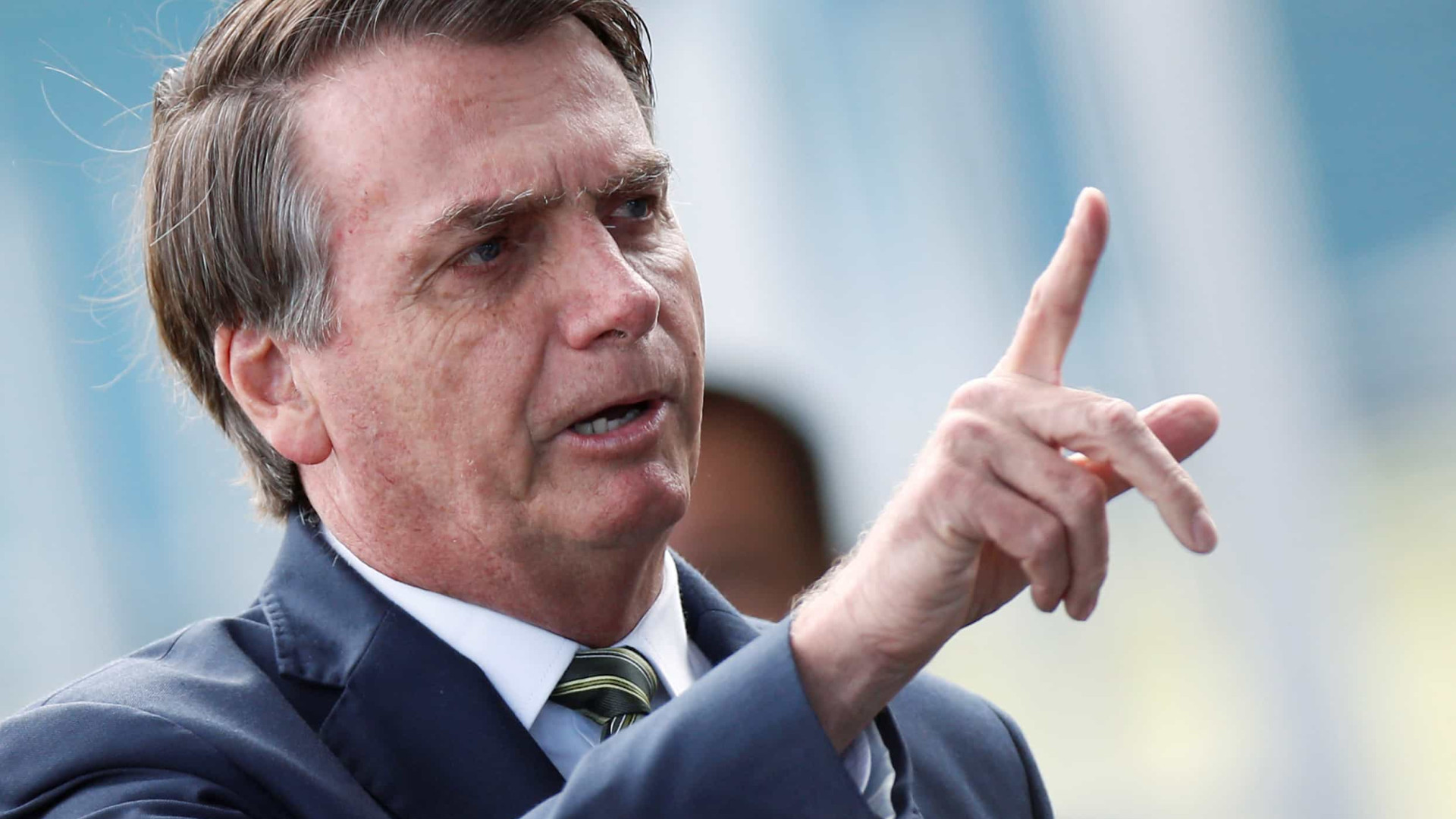 Bolsonaro coloca em dúvida renovação da concessão da TV Globo