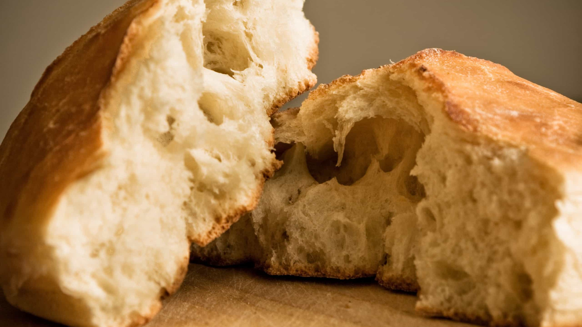 O que acontece ao corpo quando come muito pão