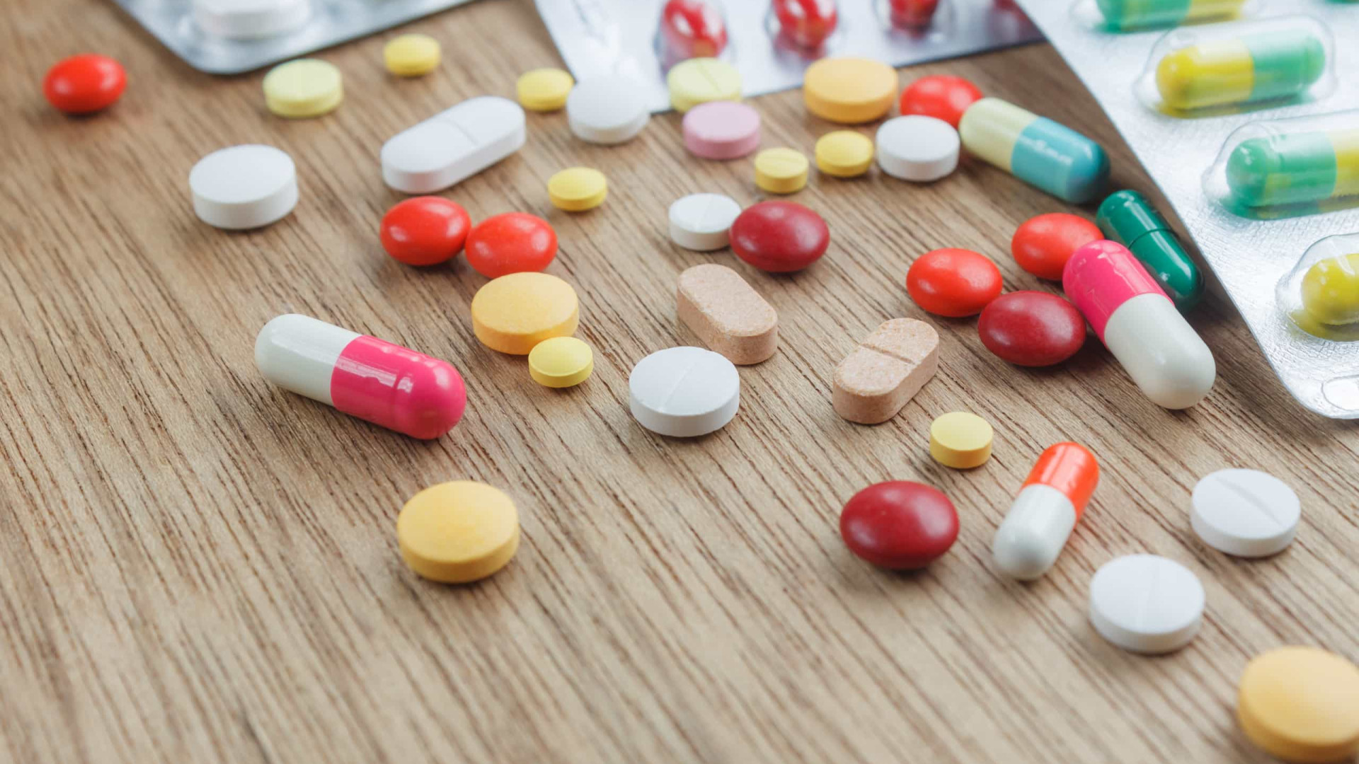 Governo autoriza reajuste de até 4,88% nos preços de medicamentos