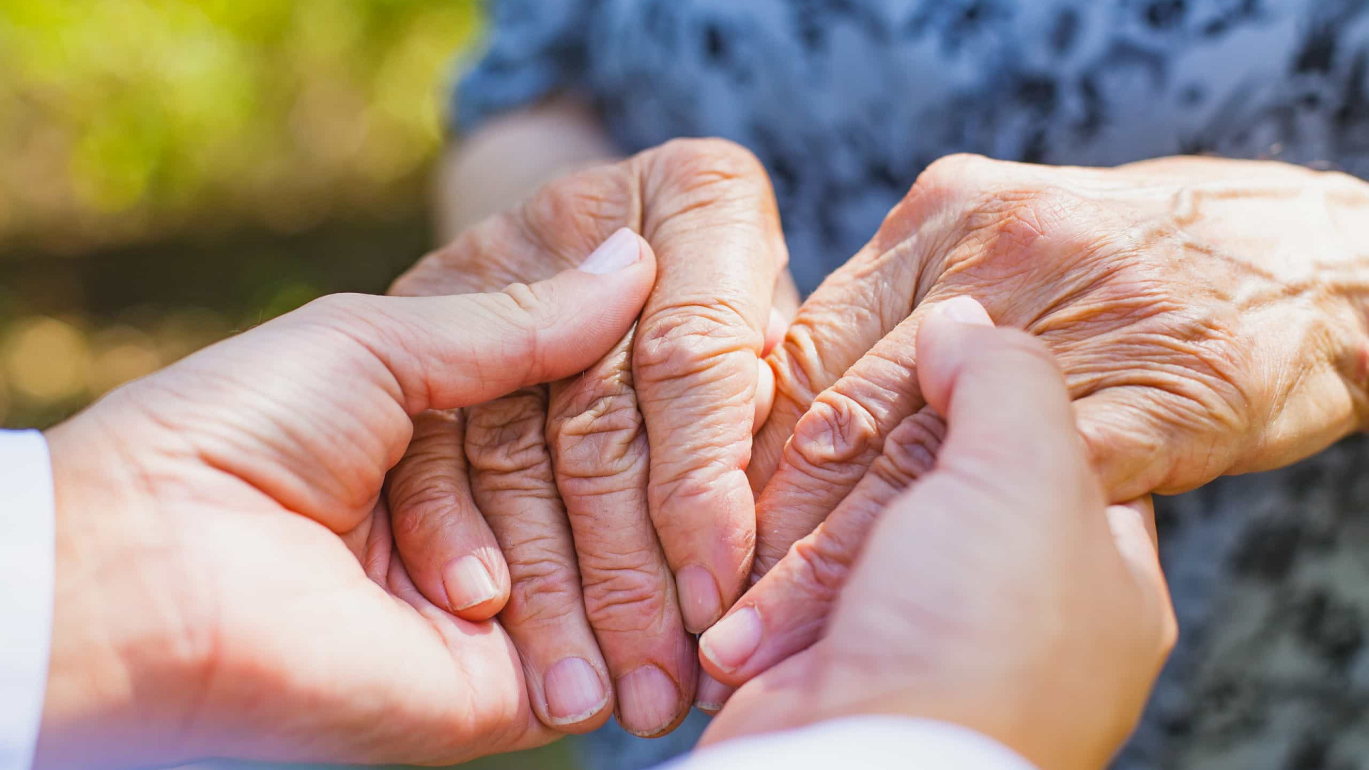 Novas terapias prometem maior qualidade de vida a quem tem Parkinson