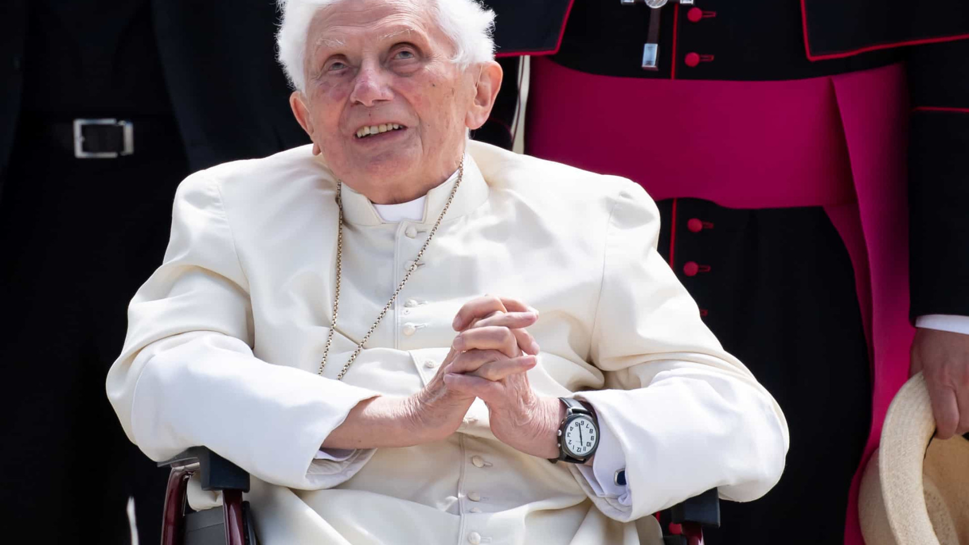 Papa emérito Bento XVI está gravemente doente