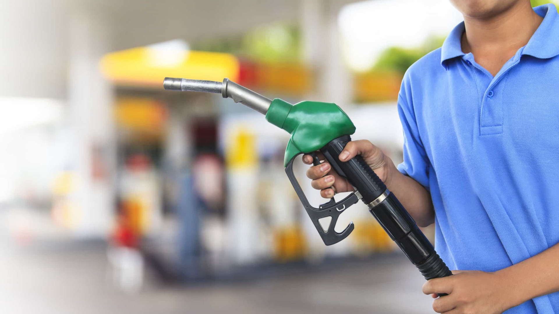 2022 começa com preço da gasolina a R$ 6,828 nos postos