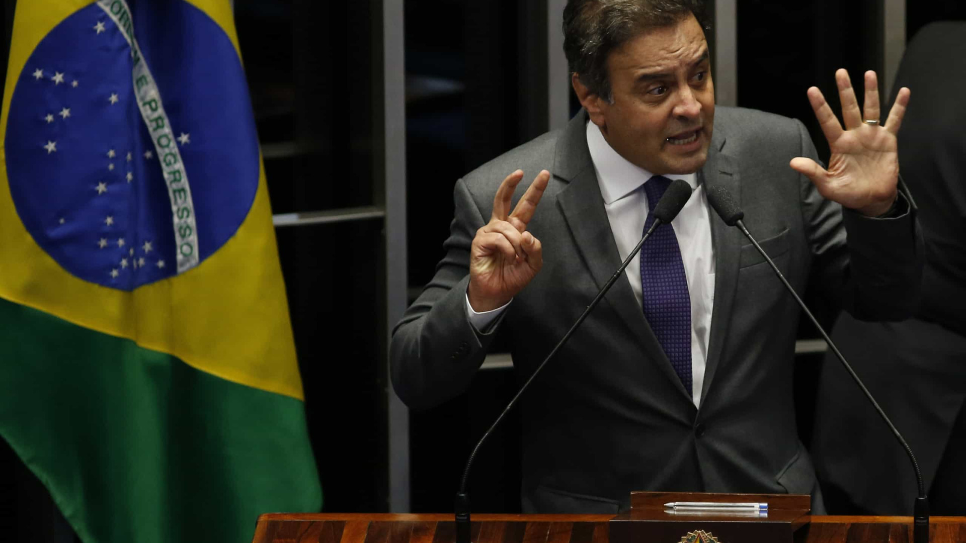 Aécio nega 'morte cerebral' do PSDB e lança 'Farol da Oposição', com críticas ao governo Lula