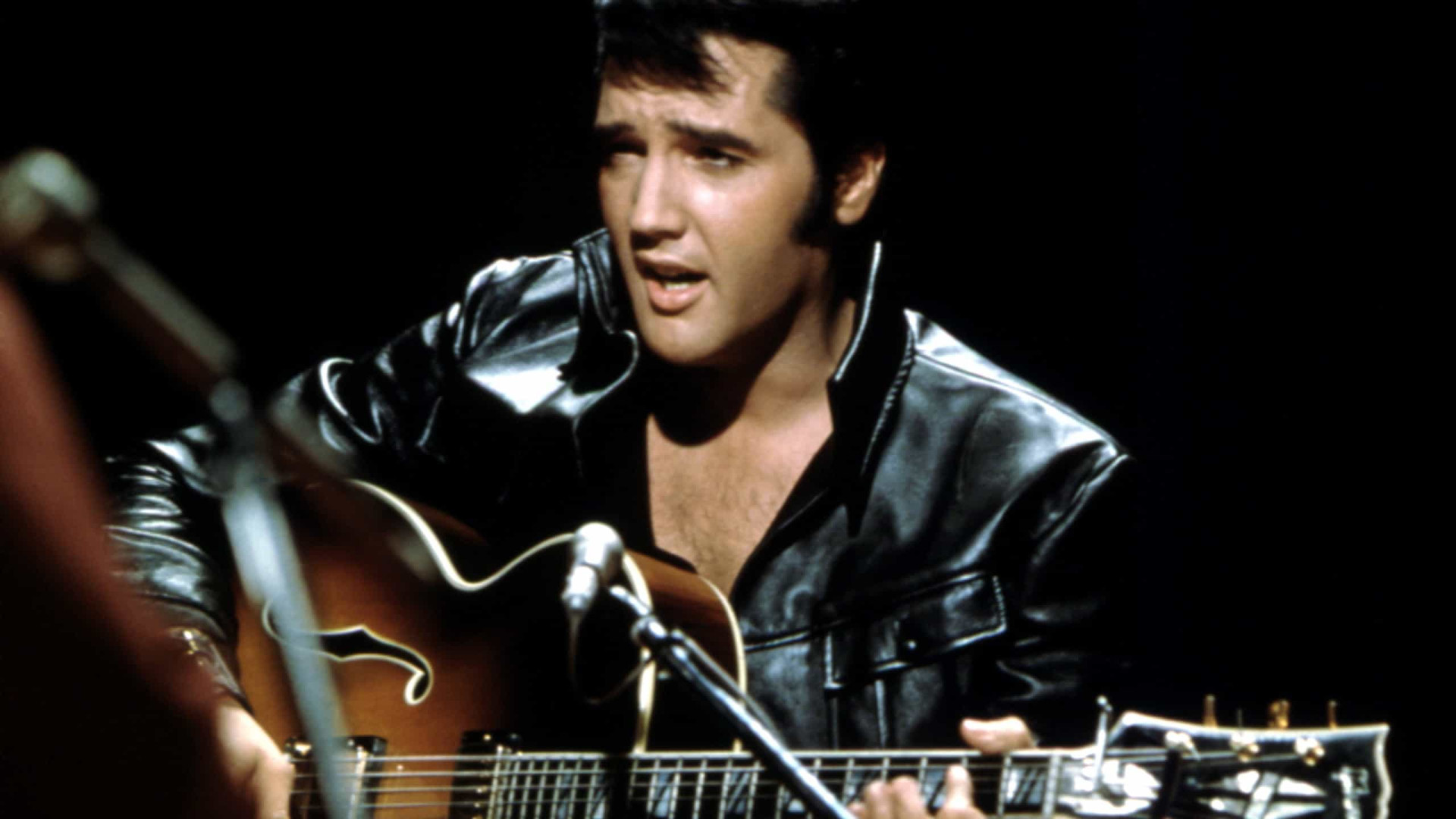 Revólver de Elvis Presley é vendido por quase R$ 1 milhão em leilão