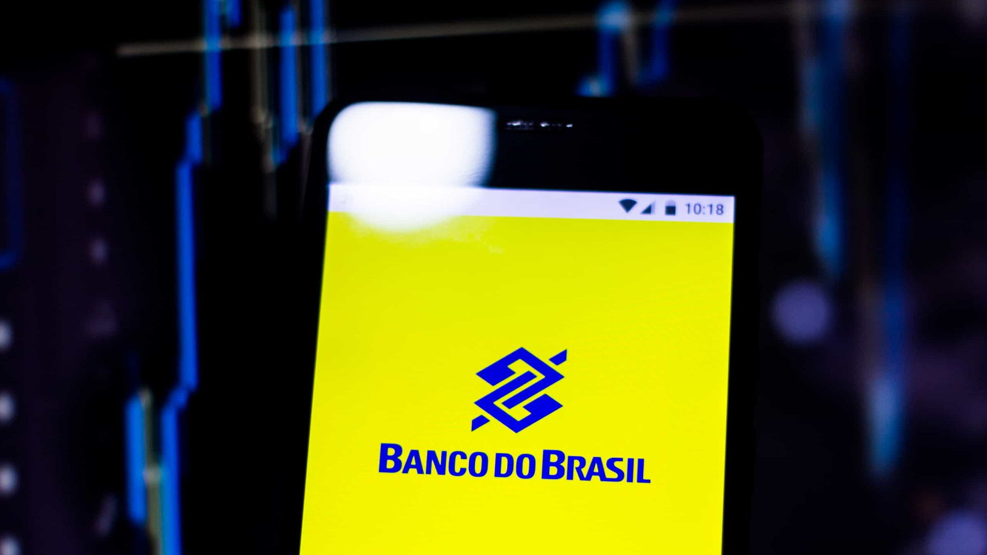 Banco do Brasil encerra parceria com Caixa em lotéricas e amplia rede Mais BB