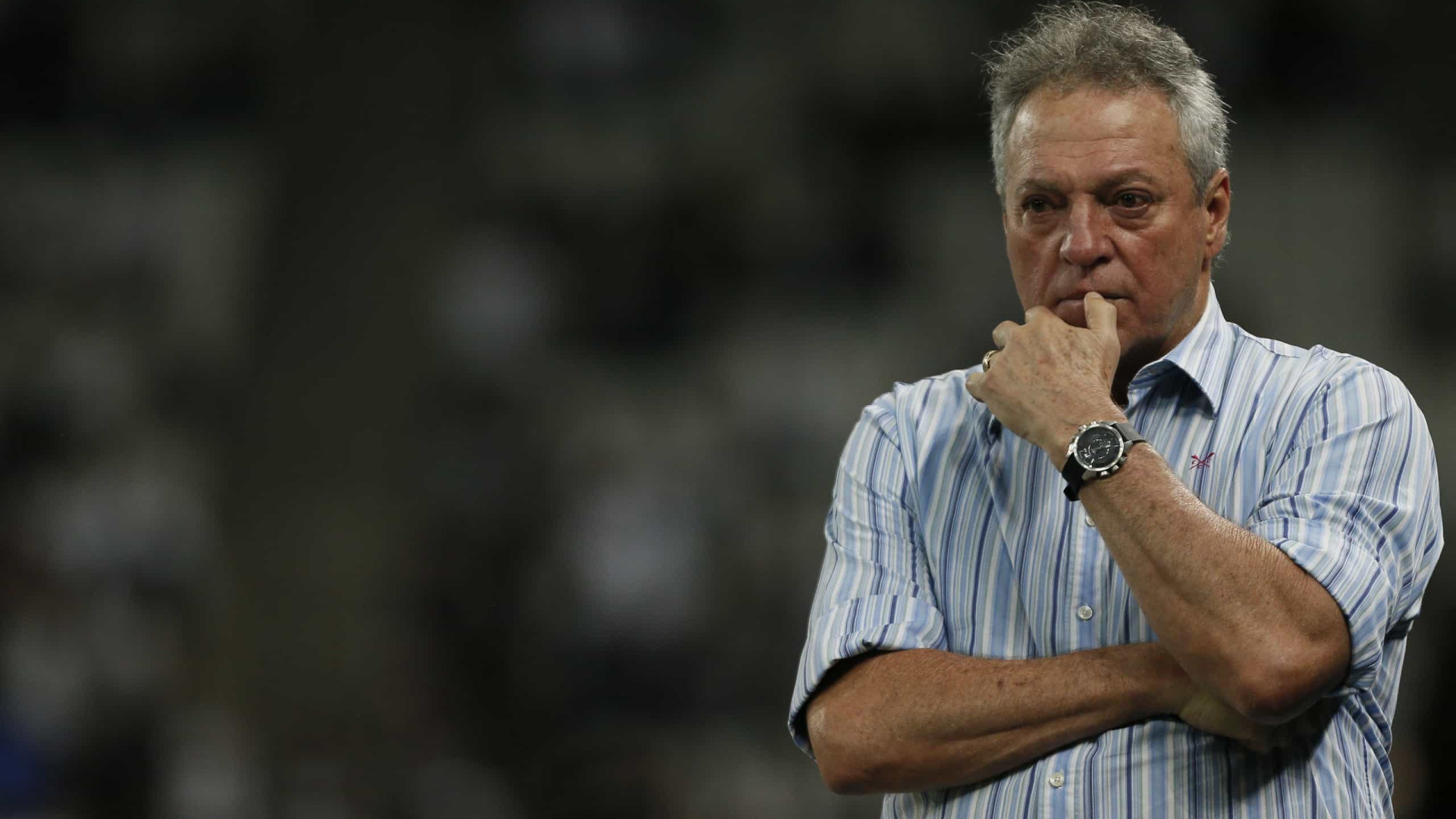Abel Braga volta a lamentar vice do Brasileirão com o Inter: 'Teve sacanagem'