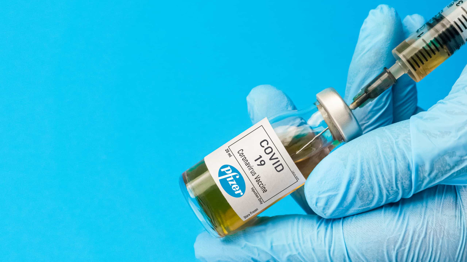 Pfizer diz que sua vacina contra covid é 100% eficaz para faixa de 12 a 15 anos