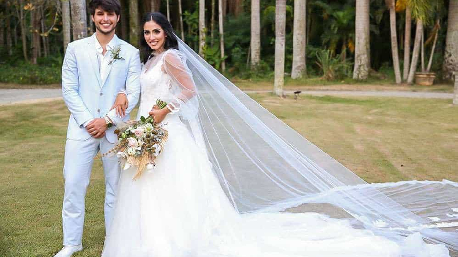 Jade Seba e Bruno Guedes se casam no Rio de Janeiro