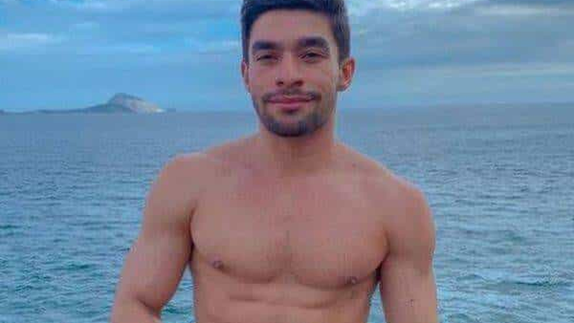 Ator pornô Lucas Fernandes Almeida morre após complicações da Covid-19