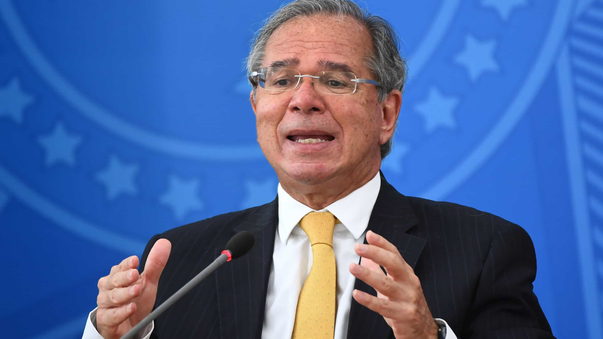 Guedes diz que ministro da Cidadania vai estender auxílio emergencial