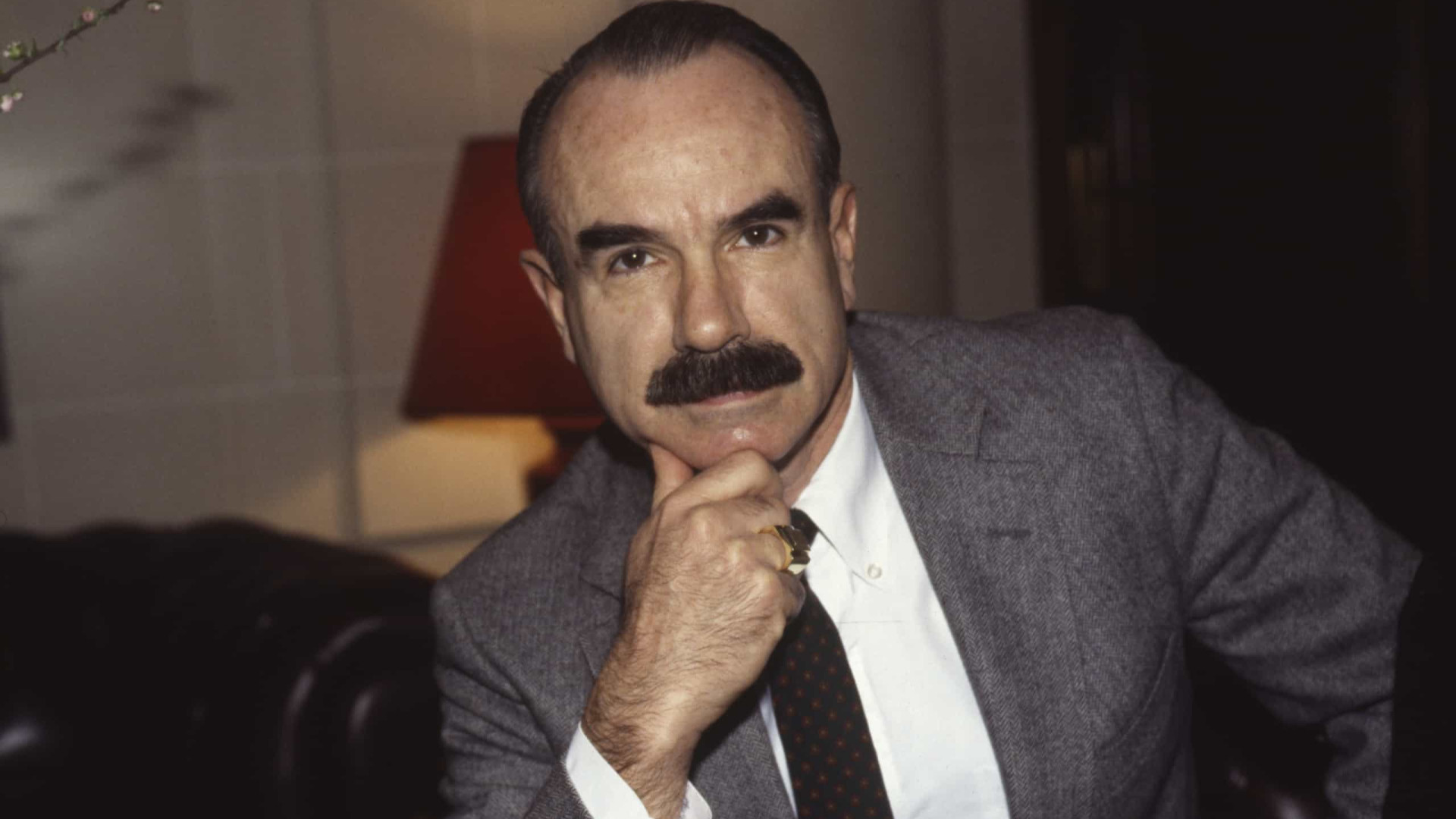 Morre Gordon Liddy, o homem por trás do assalto do caso Watergate