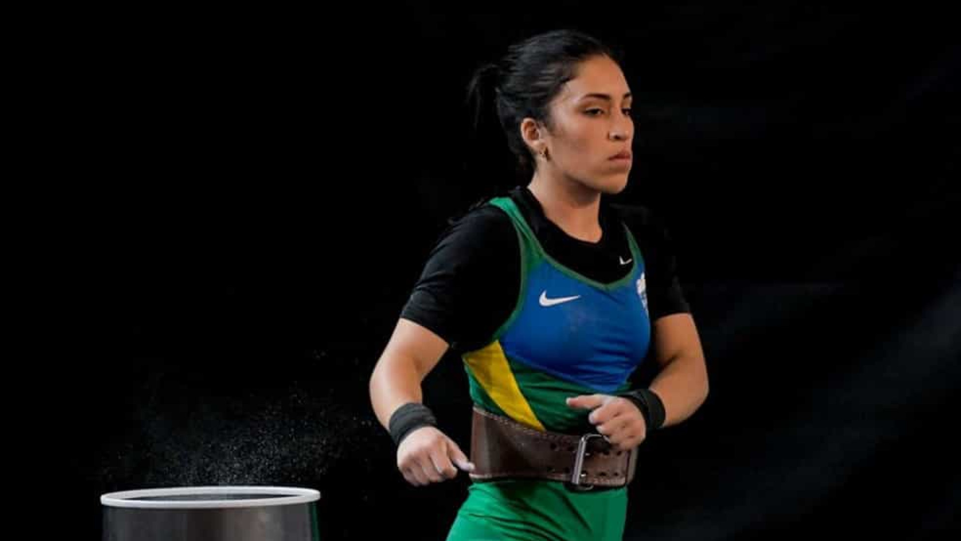 Brasileira do levantamento de peso é suspensa por doping e pode perder Olimpíada