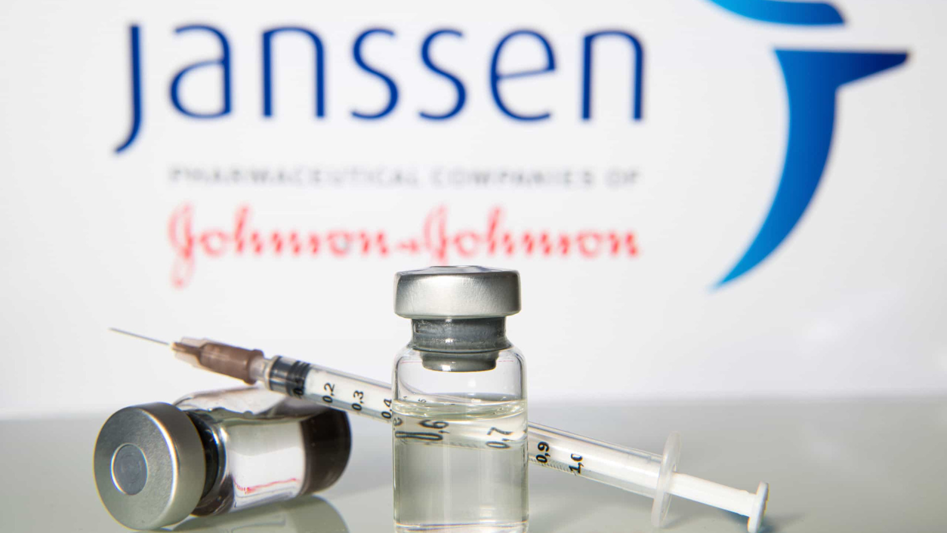 Anvisa autoriza ampliação da validade de vacina da Janssen contra Covid