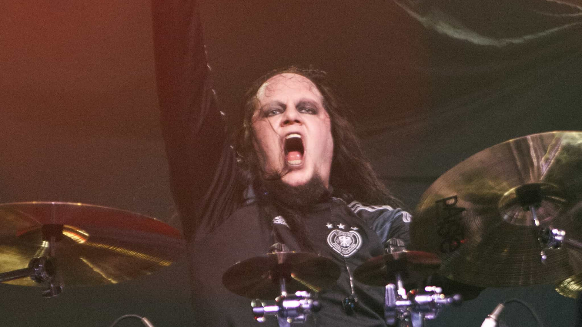 Joey Jordison, antigo baterista dos Slipknot, morre aos 46 anos
