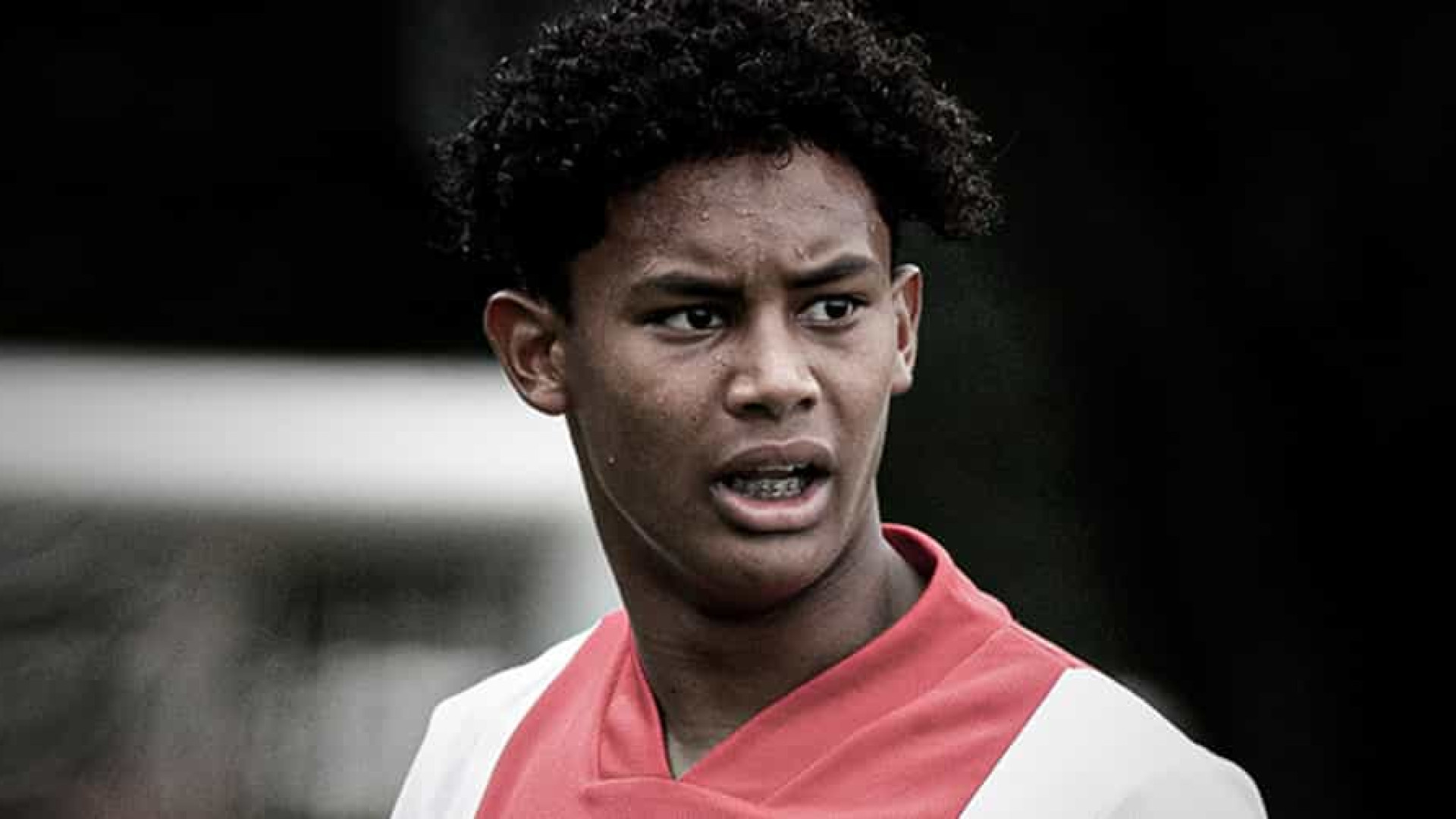 Jovem promessa do Ajax morre aos 16 anos, vítima de acidente trágico
