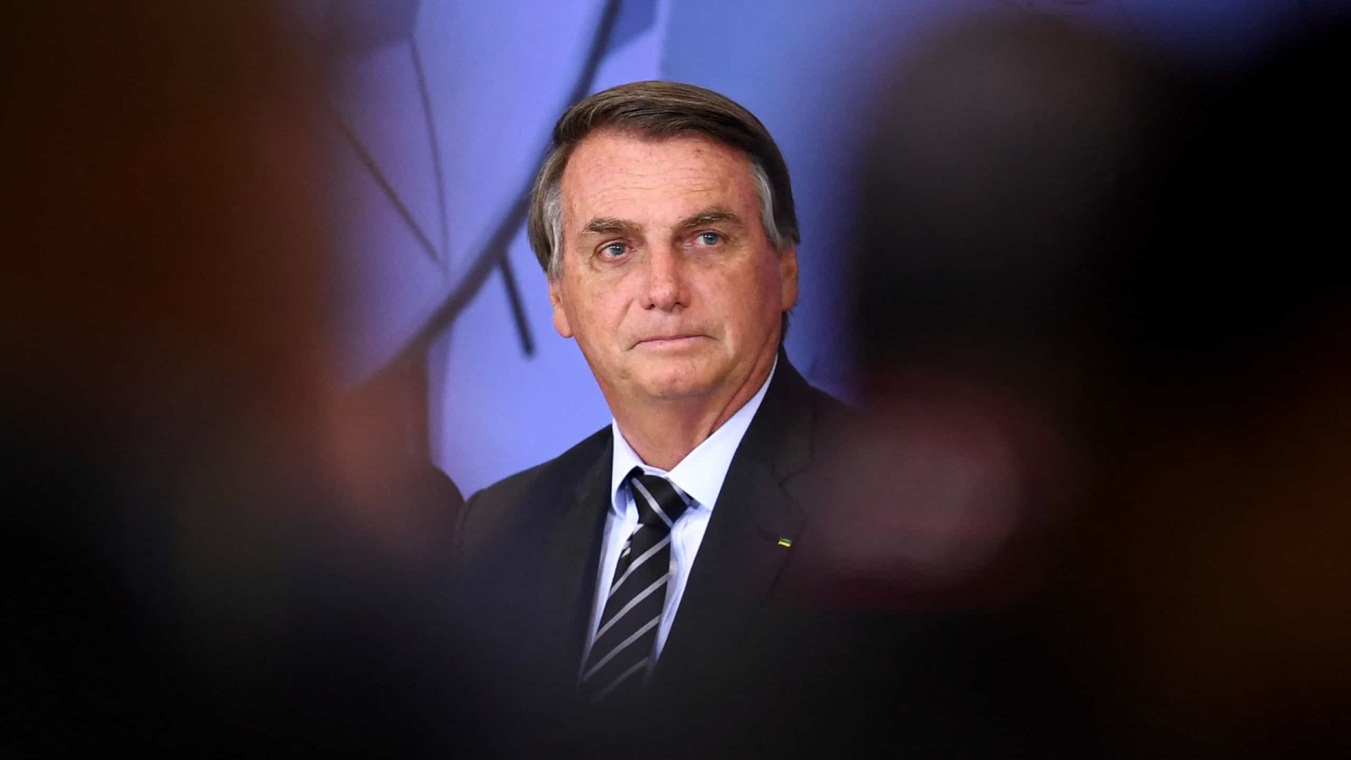Adversários políticos prestam condolências a Bolsonaro pela morte da mãe