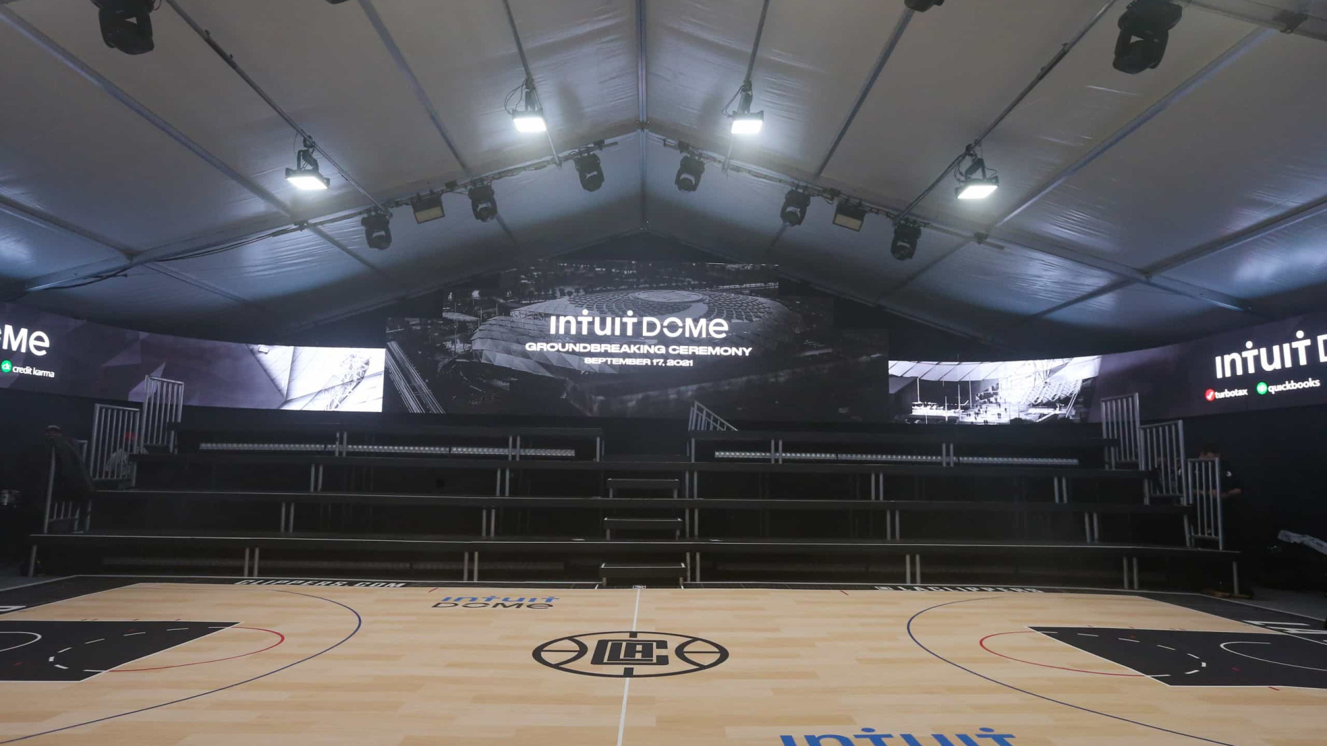 Por 'independência' em Los Angeles, Clippers revela parceria e nome de nova arena