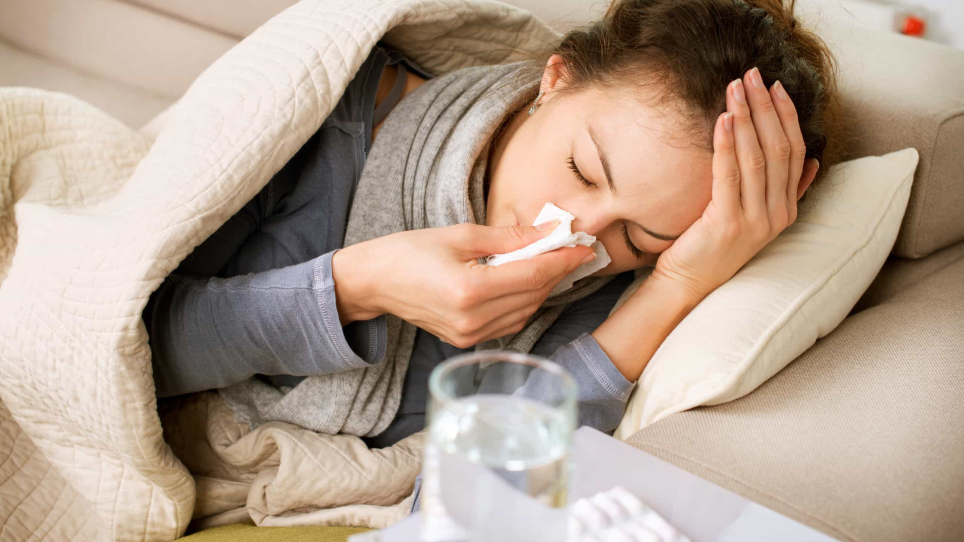 É possível ter Covid-19 e gripe ao mesmo tempo? Médicos respondem