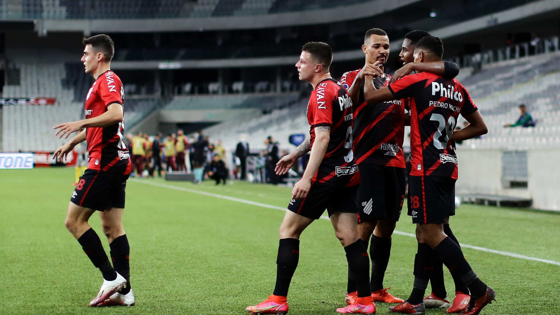 Athletico-PR elimina Flamengo e está na final da Copa do Brasil