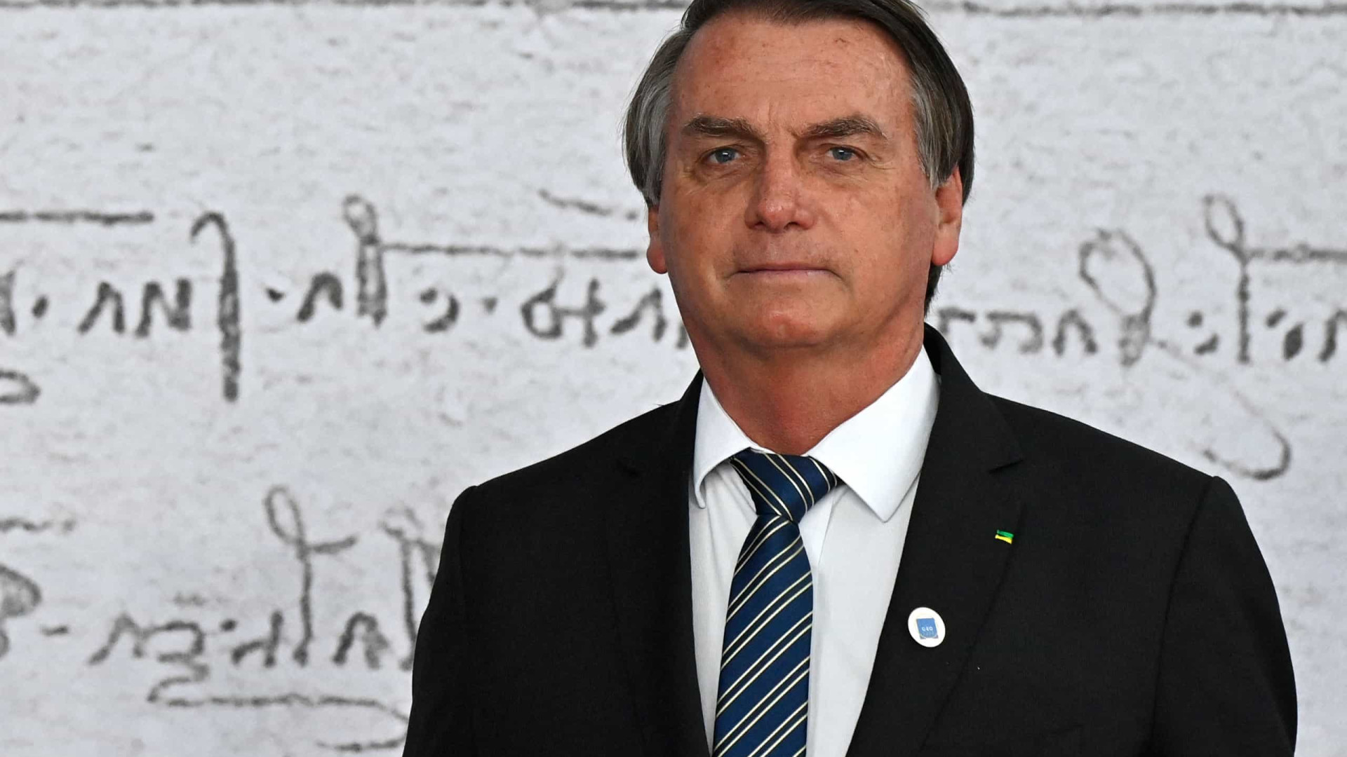 Bolsonaro nega barganha com emendas e diz que argumentos de Rosa Weber são injustos