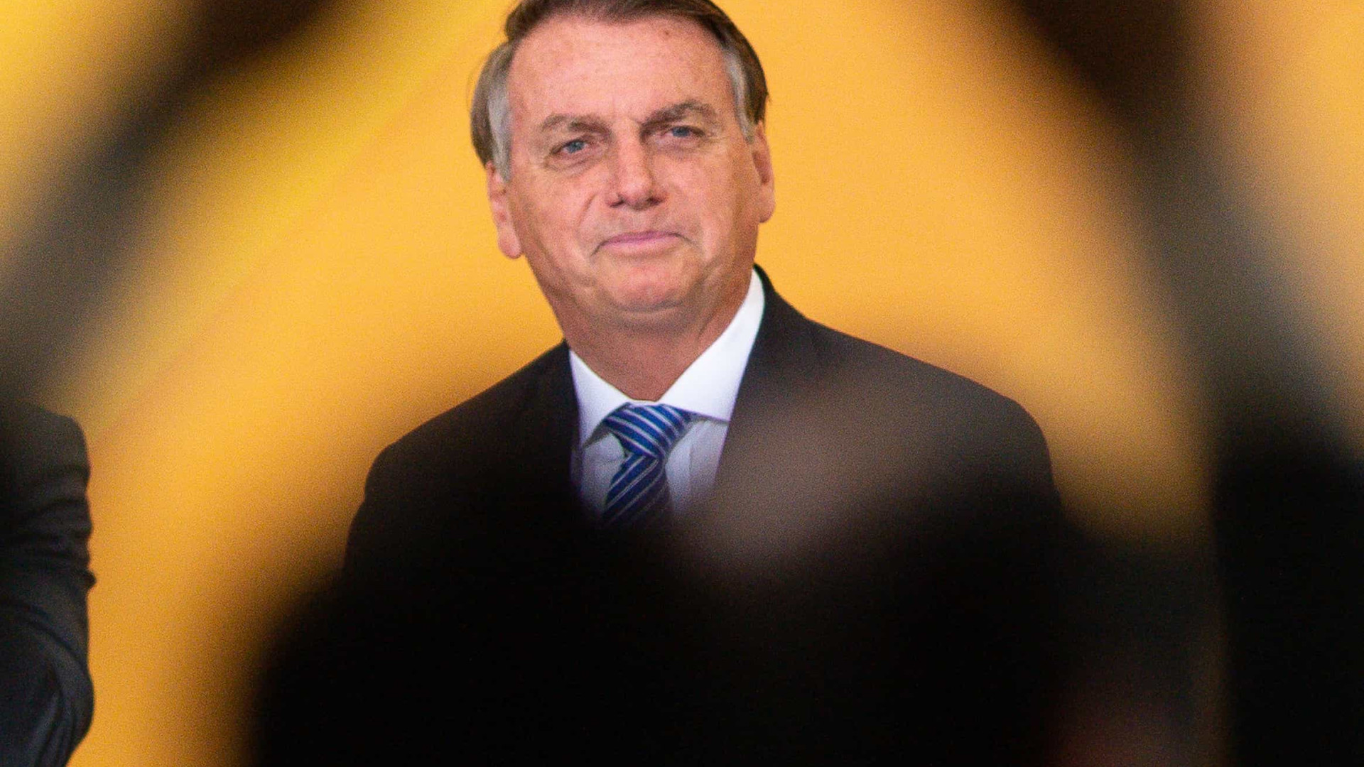 Bolsonaro nega imposto em compra por aplicativos estrangeiros