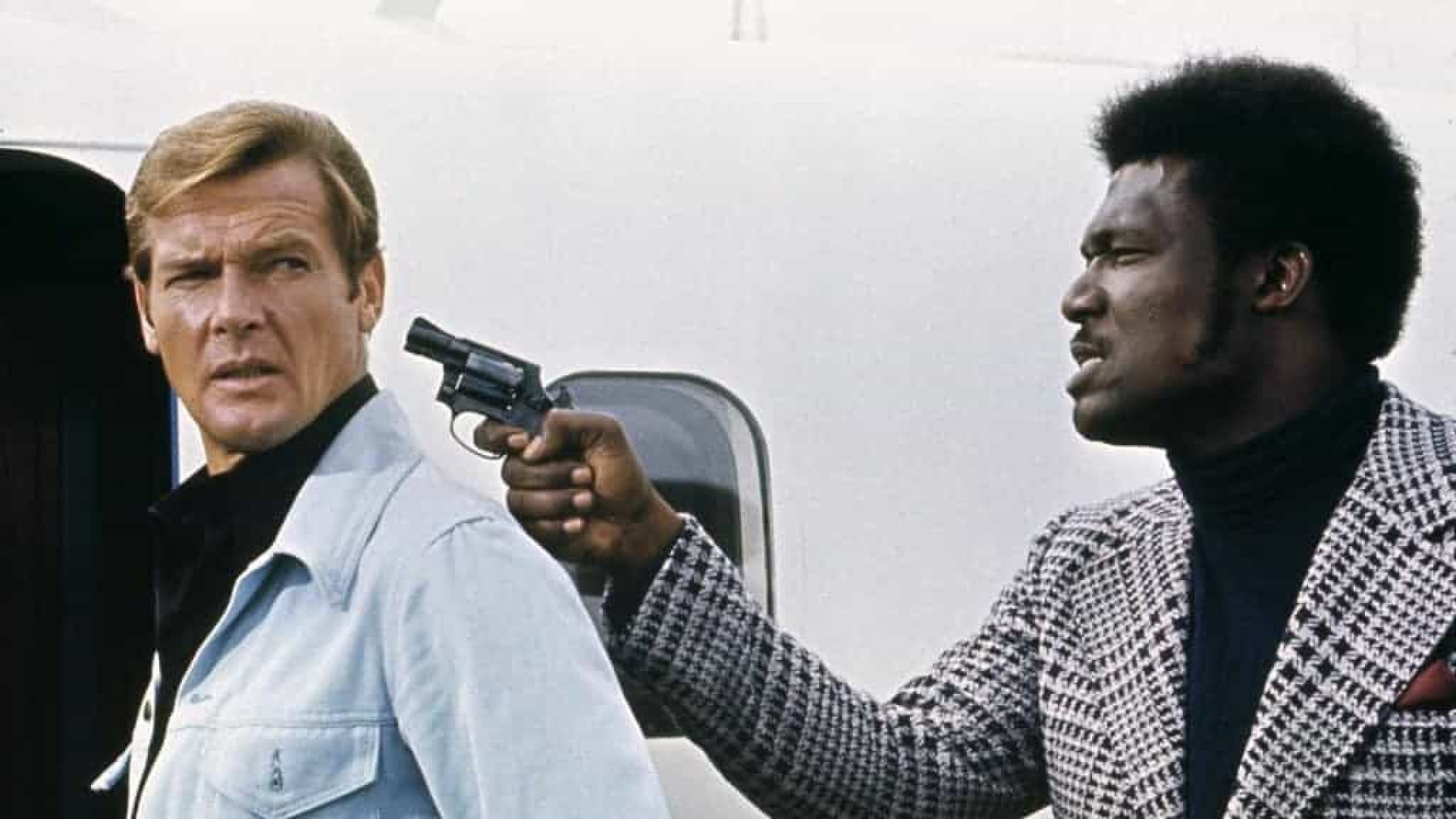 Morre Tommy Lane, ator de '007 - Vive e Deixa Morrer' e 'Shaft'