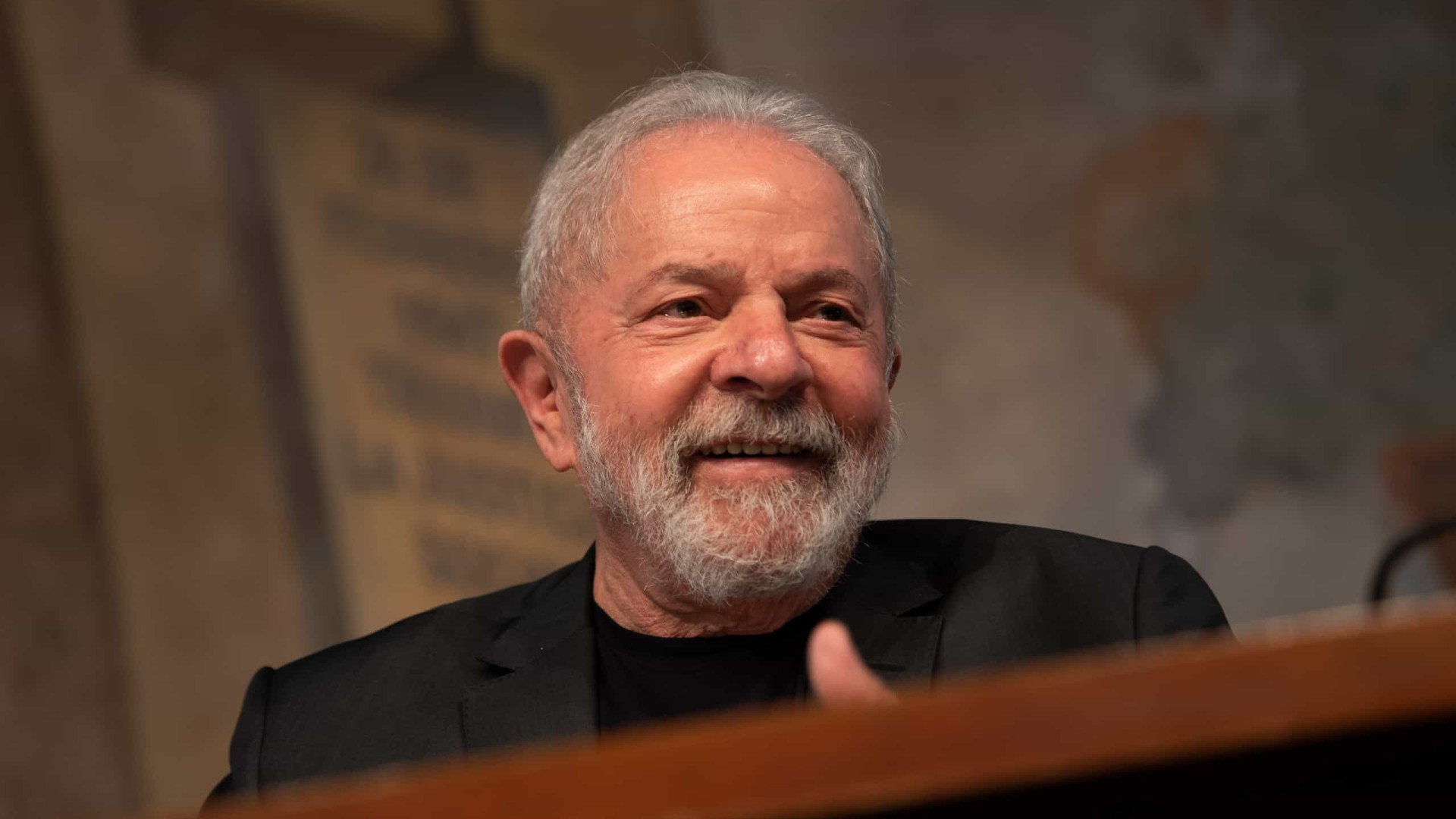 Lula diz que Orçamento Secreto é a "maior bandidagem dos 200 anos de república"