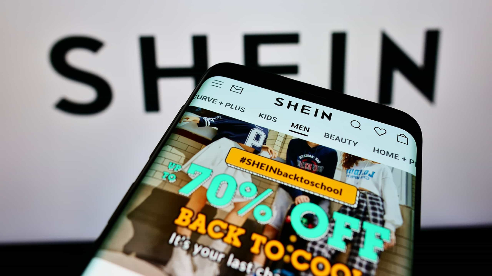 Shein revela nova coleção para subir no mercado