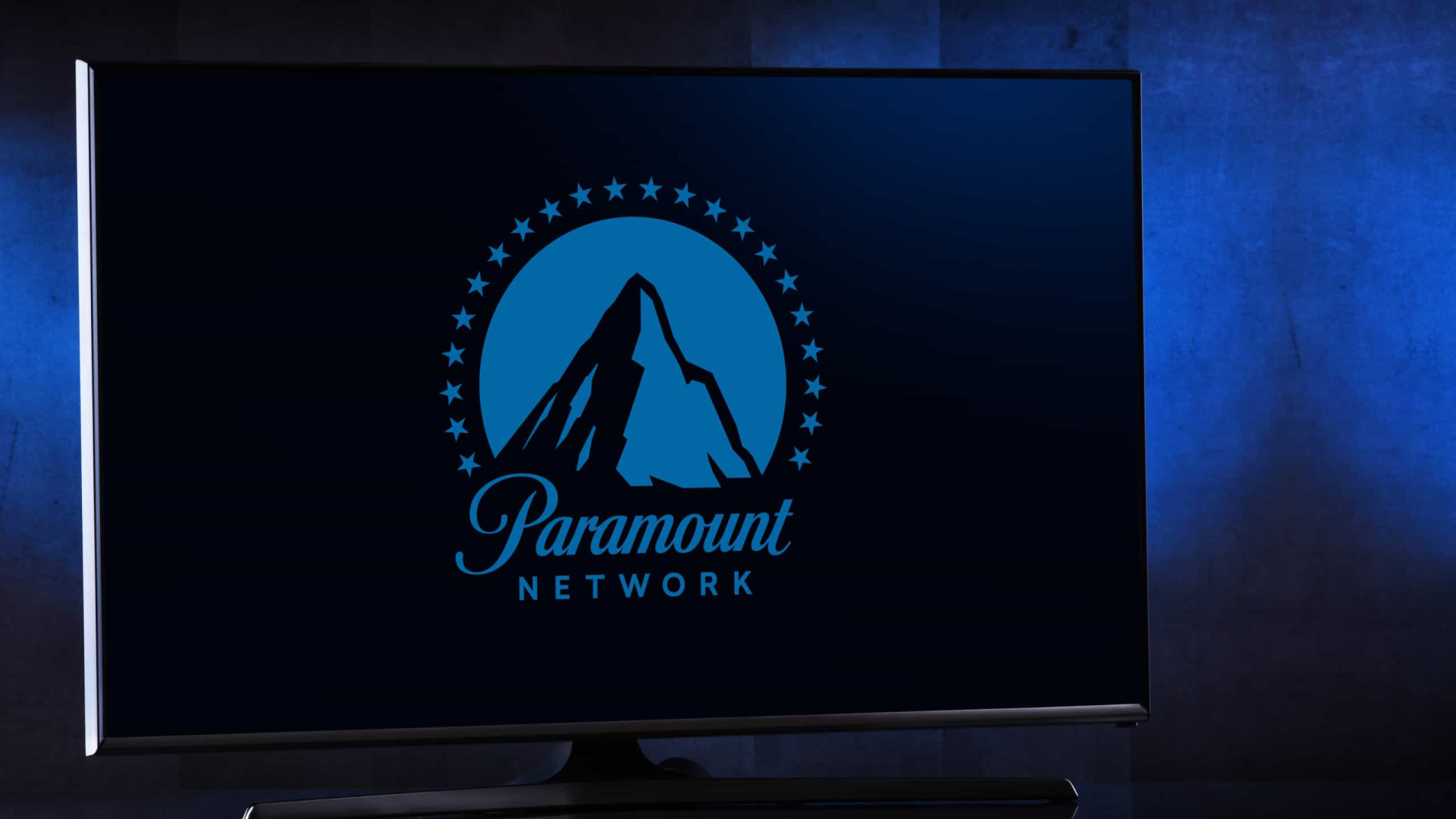 Paramount demite CEO após oito anos por causa de grave crise financeira