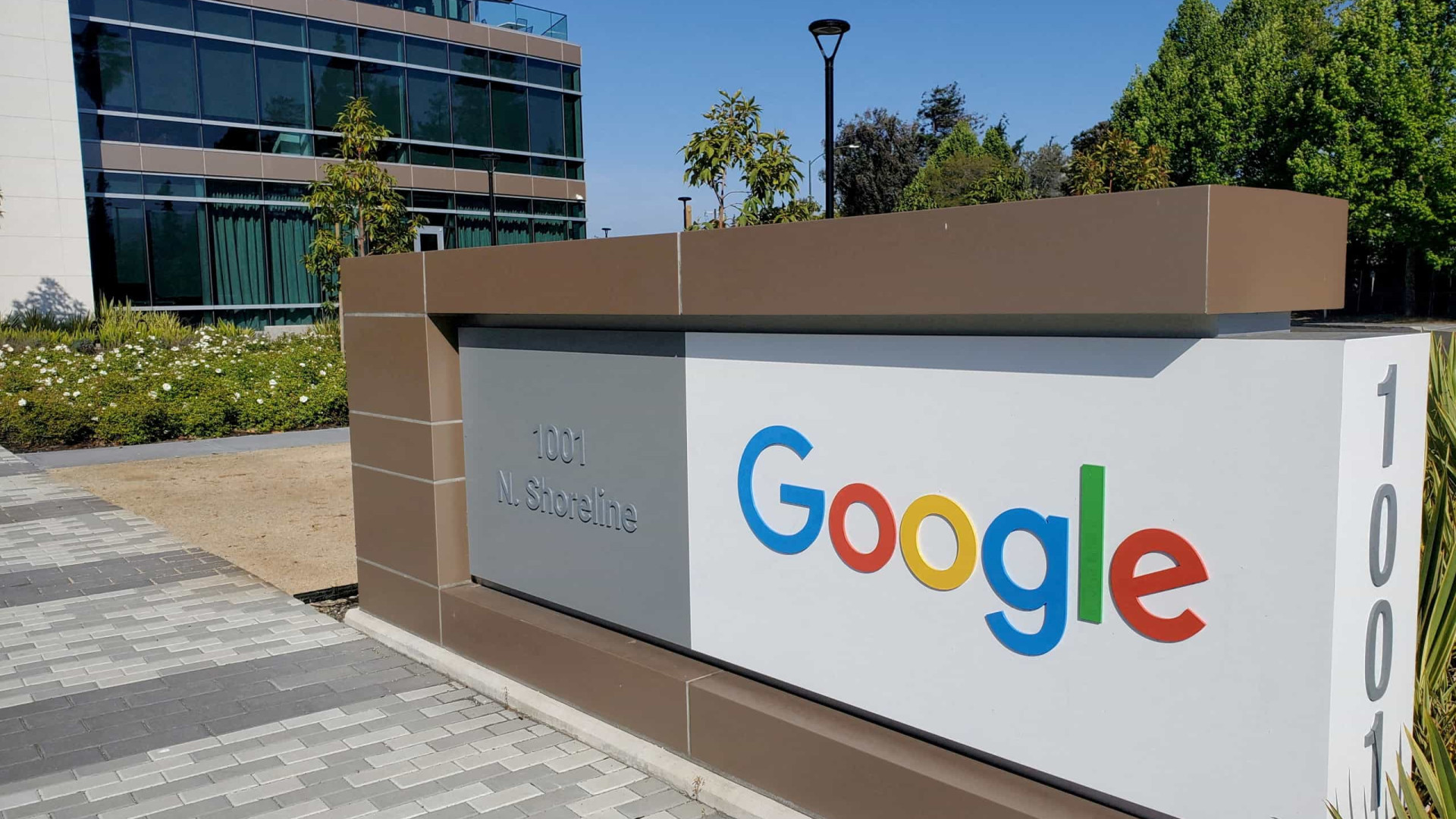 Filial russa da Google declara falência