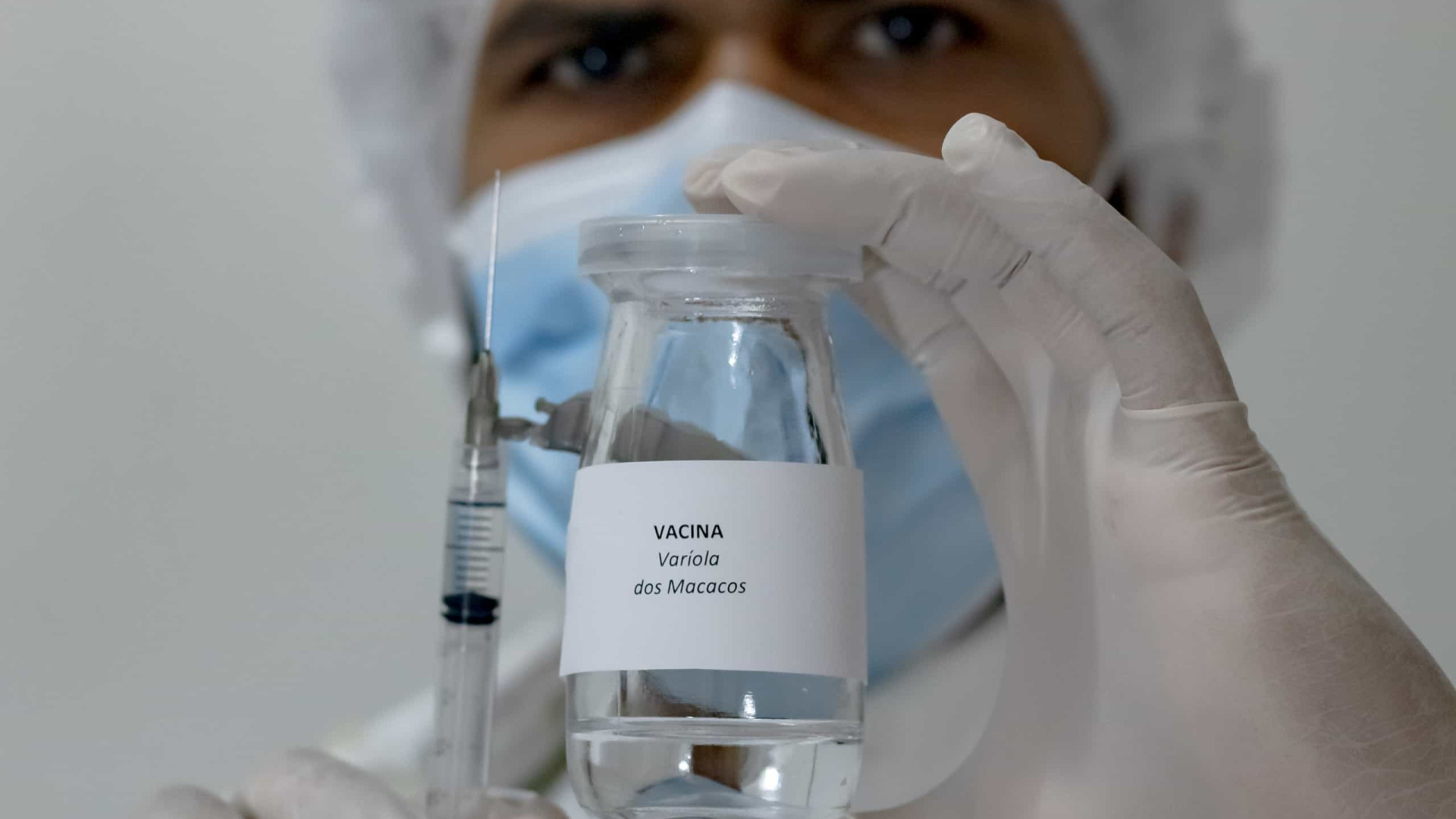 Vacina contra varíola dos macacos será adaptada às realidades do país