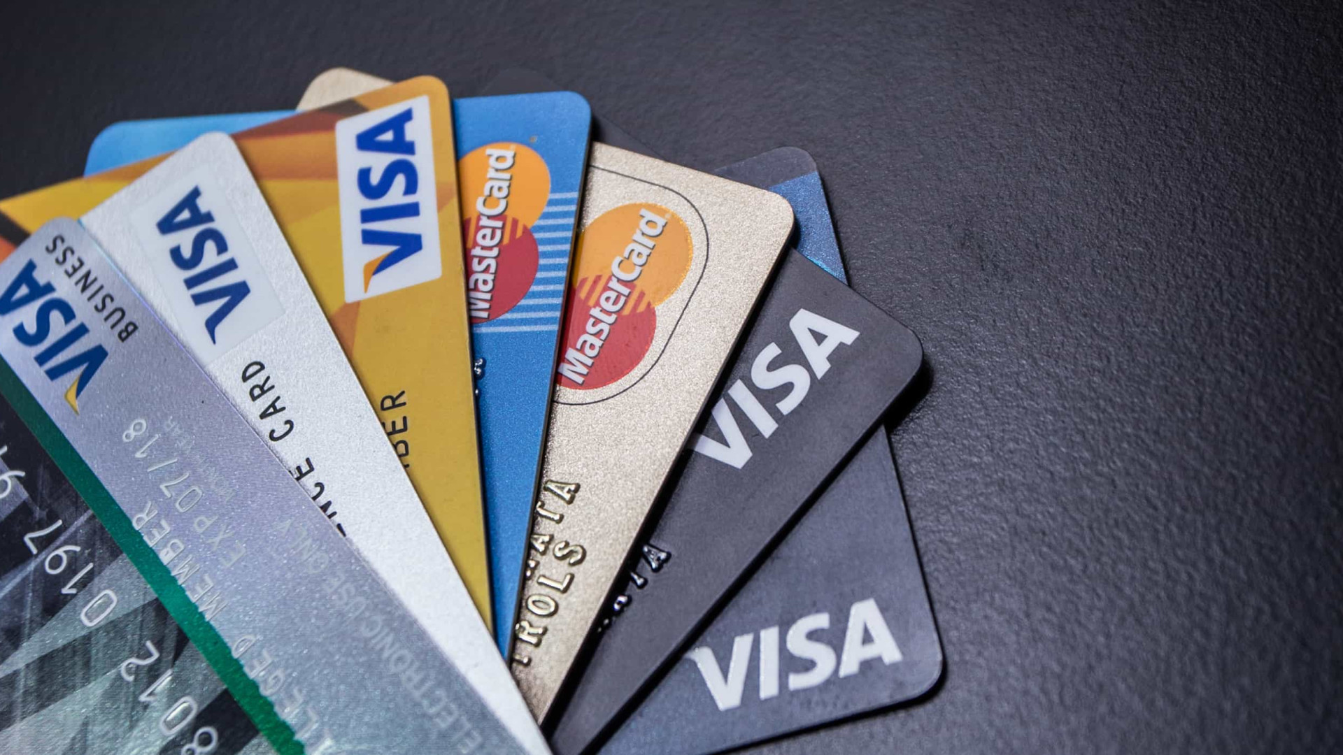 Bancos mudam data de fechamento da fatura do cartão de crédito