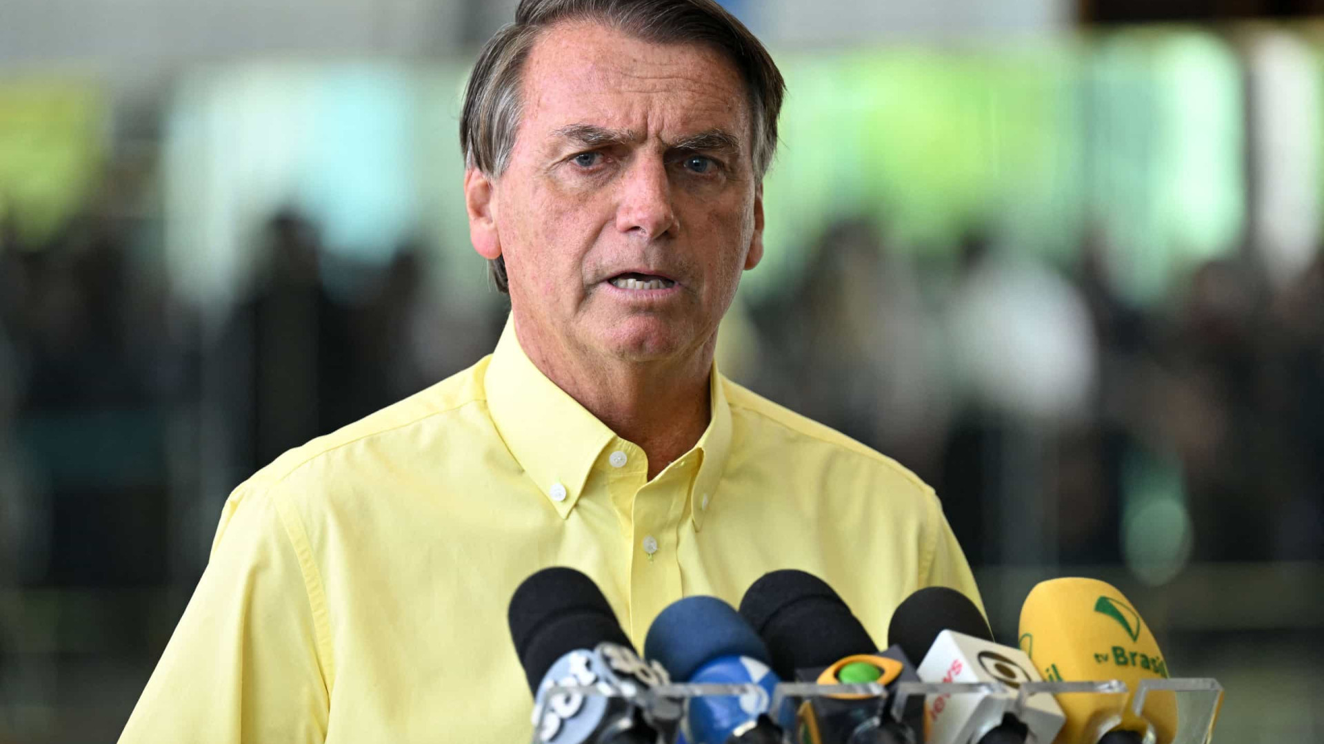 Bolsonaro volta a convocar apoiadores a fiscalizar eleições neste domingo