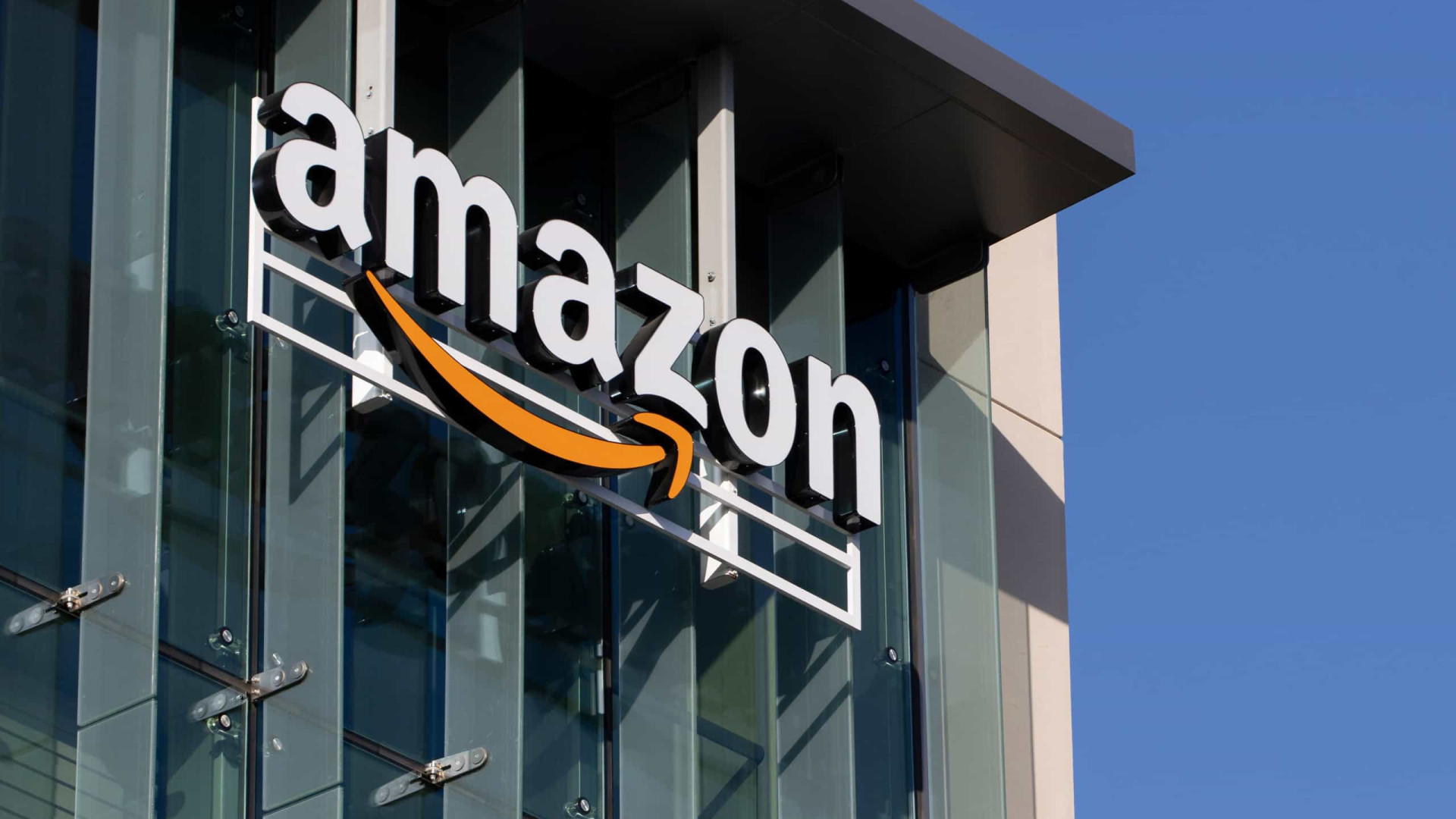 Amazon evita multas ao fechar acordo para encerrar acusações da UE
