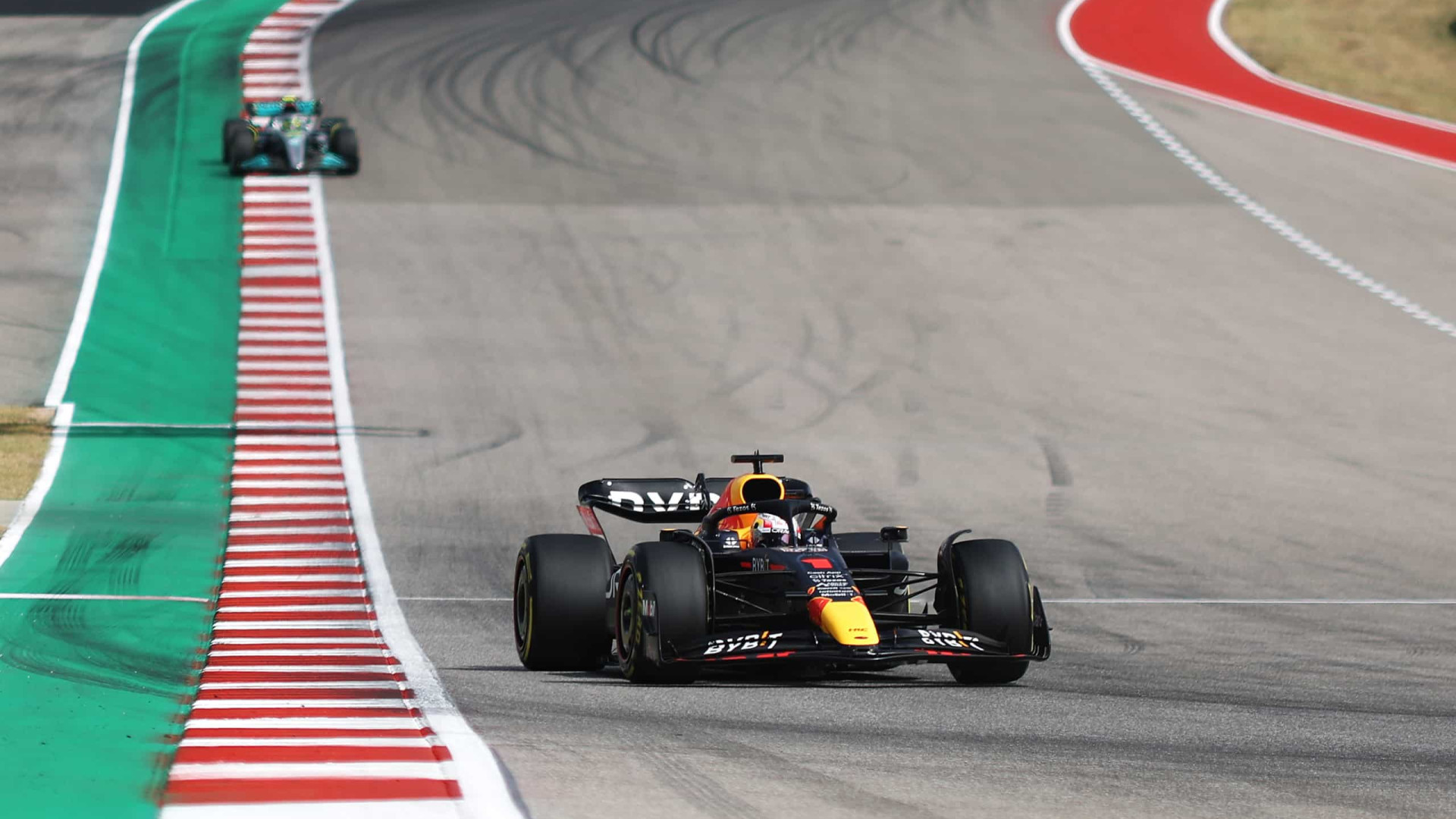 Dominante, Verstappen faz melhor tempo no 3º treino livre para GP da Arábia