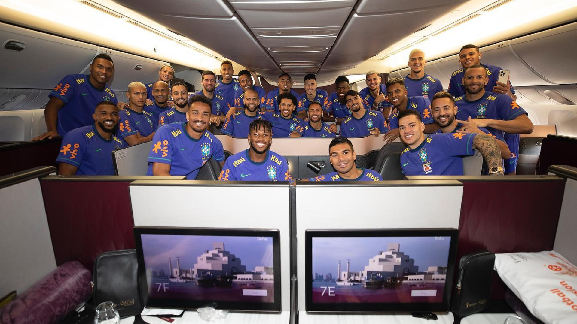 Seleção embarca para o Qatar com apoio de torcedores em Turim