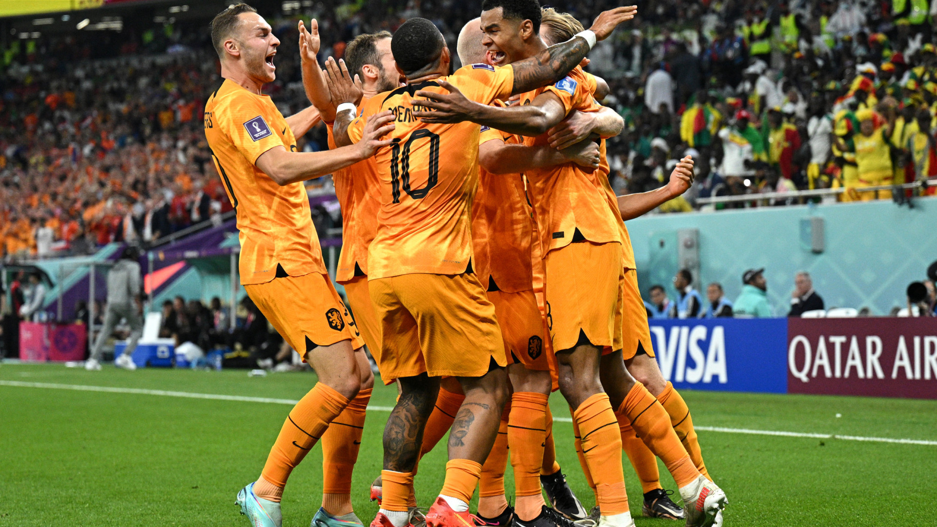 Holanda supera 'sufoco' senegalês e chega vencendo na Copa