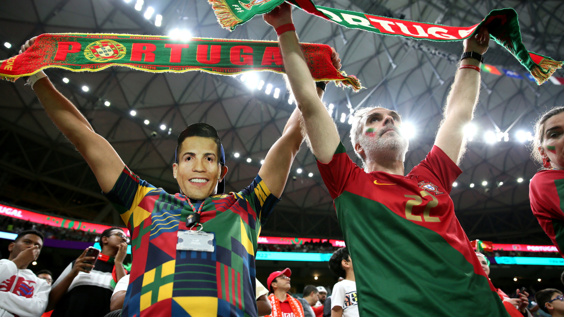 Imagens do 17.º dia da Copa: A festa portuguesa e a desilusão espanhola