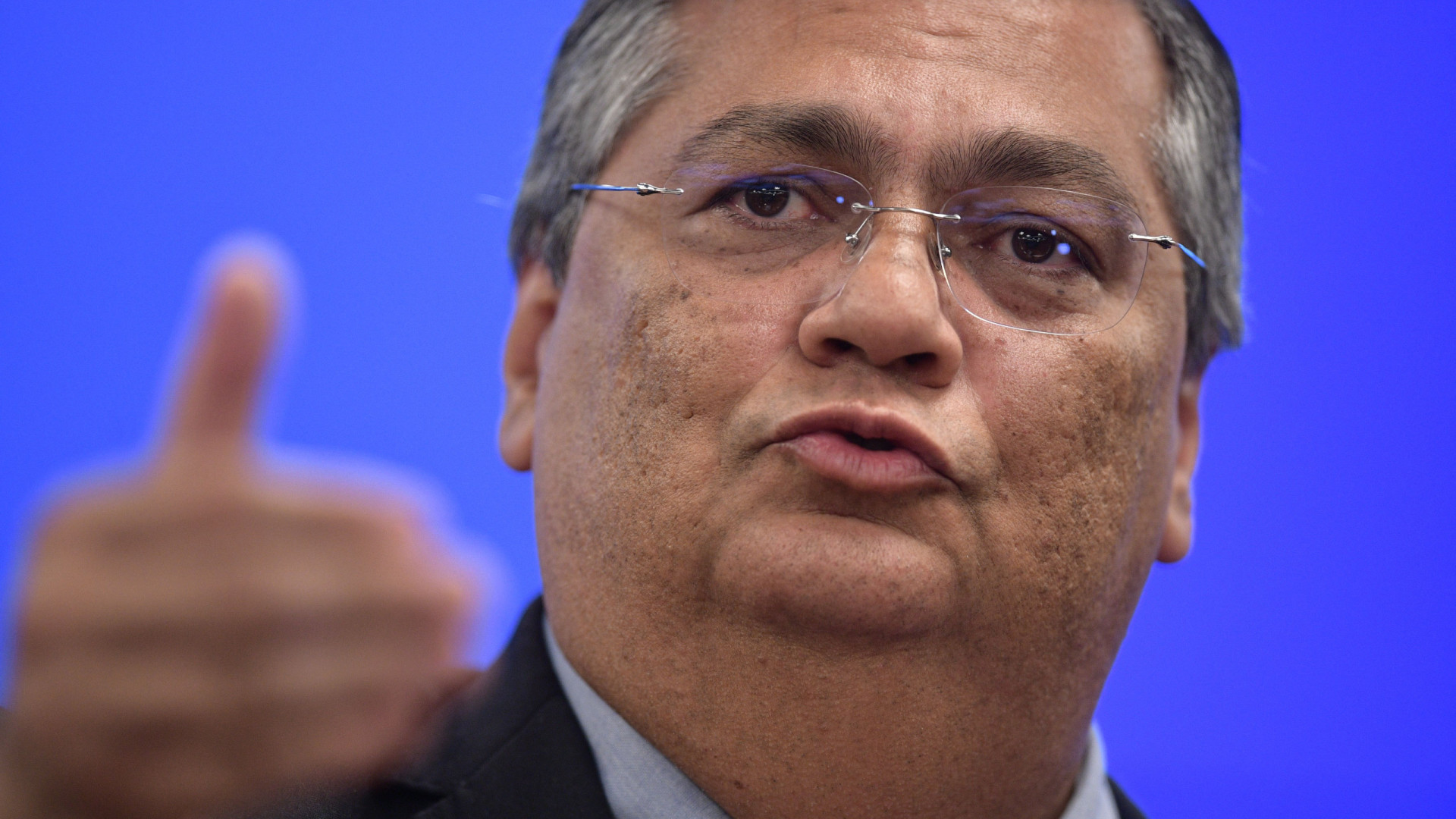 Dino critica Lava Jato para pregar cautela em apuração sobre hostilidade a Moraes