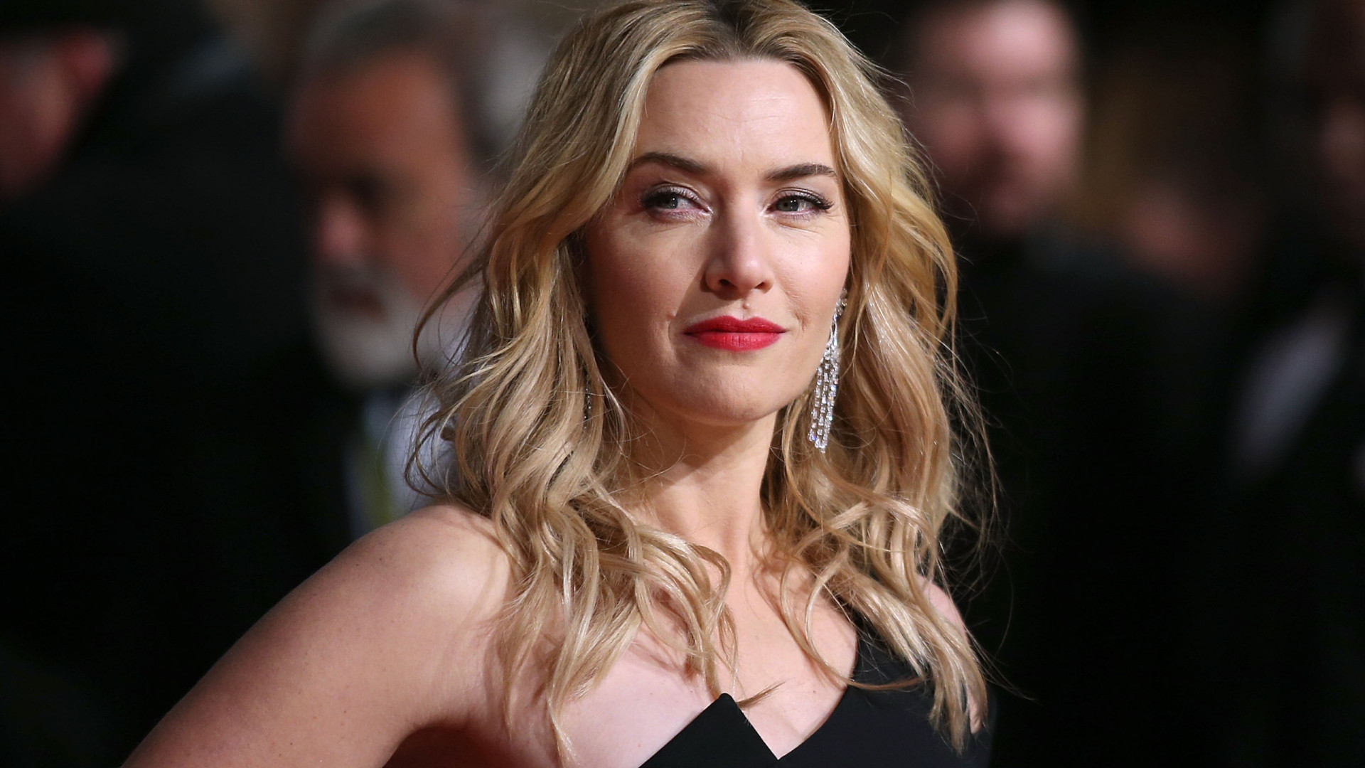 Estranho, diz Kate Winslet sobre sexo com DiCaprio na frente do marido imagem imagem